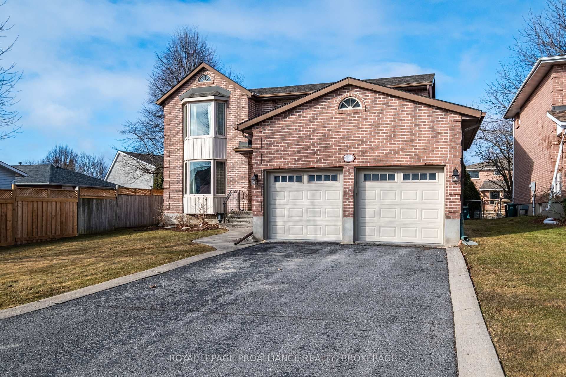 969 Mona Drive photo 3