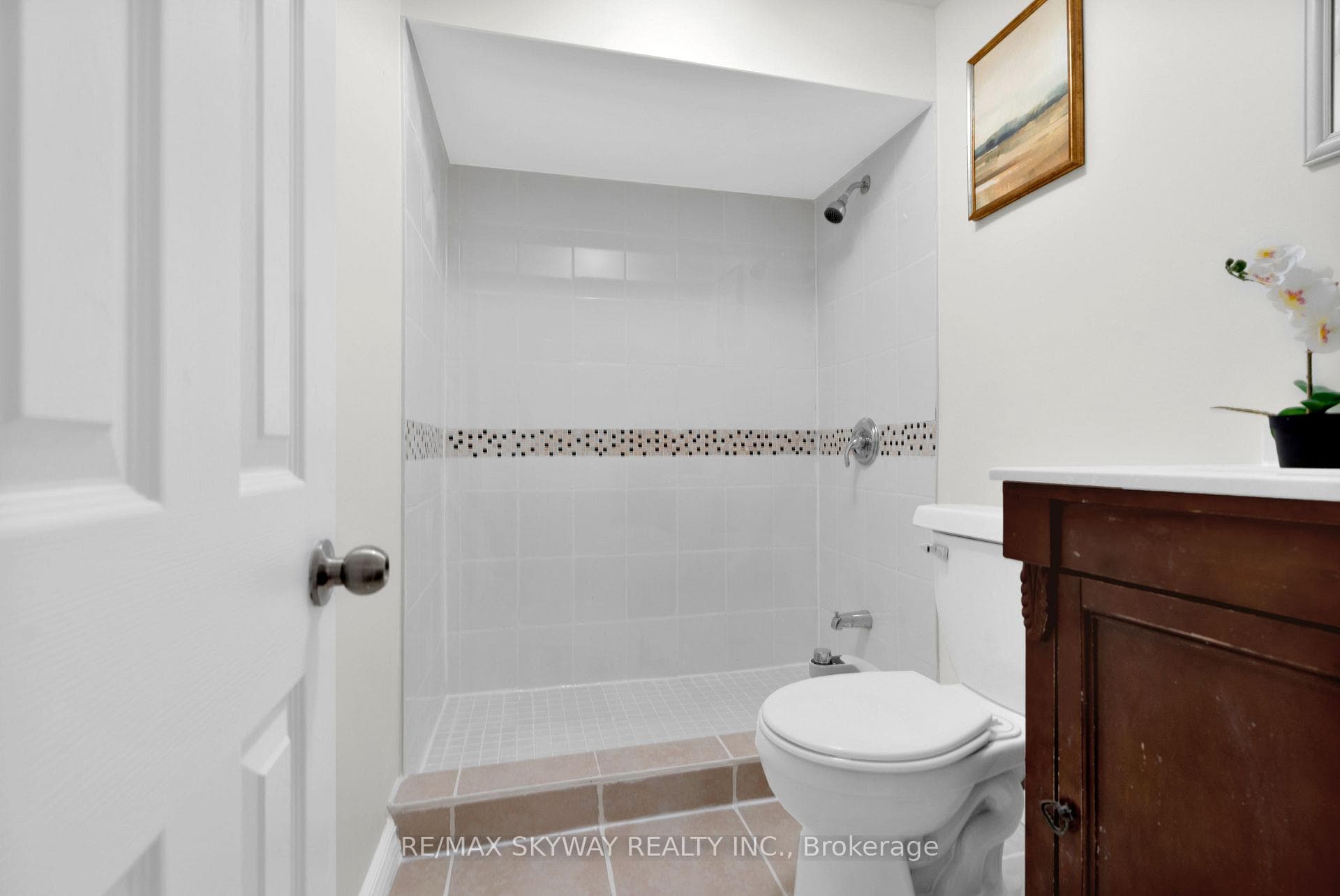 108 Bushmill Circle photo 32