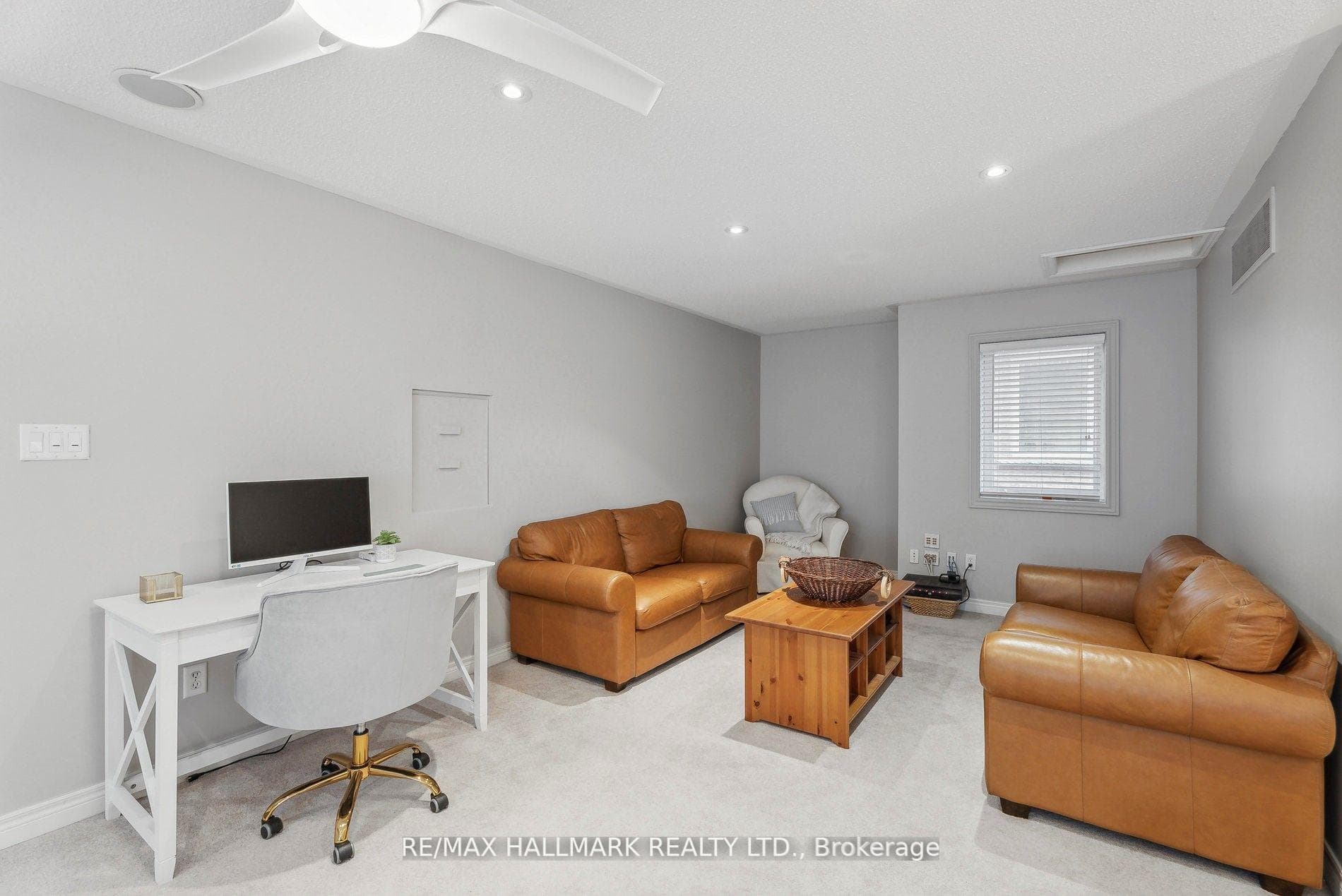 68 Vandervoort Drive photo 24