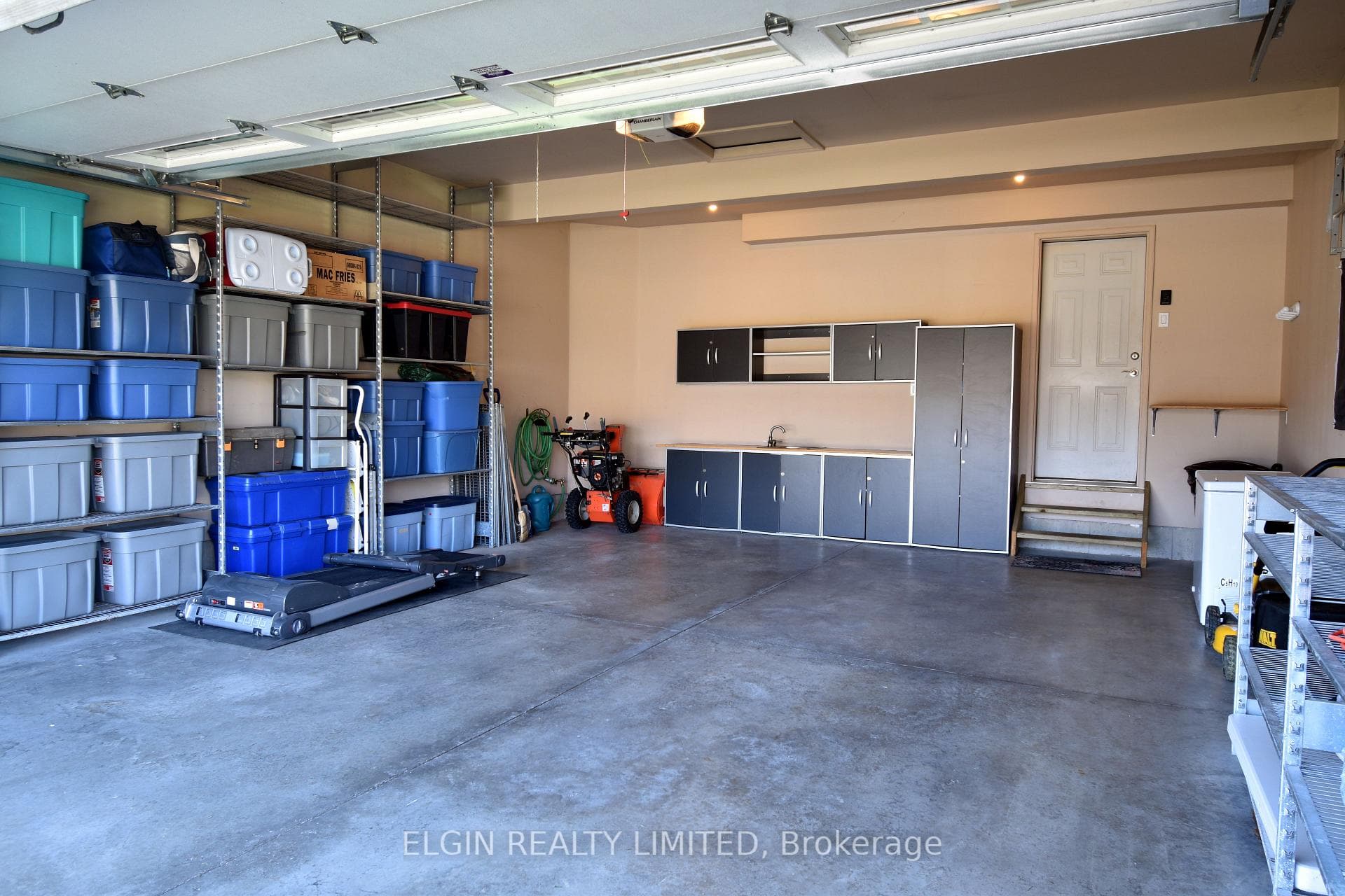 12 Ambleside Drive photo 34