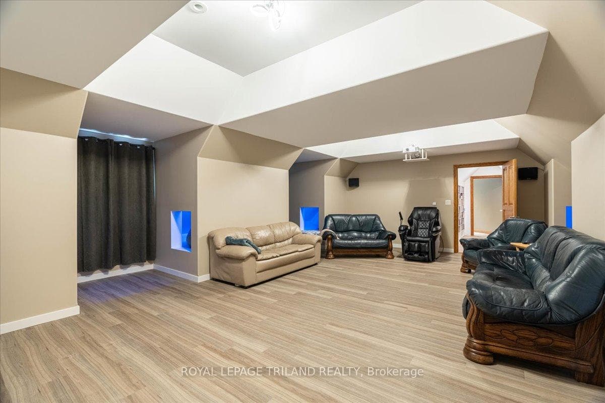 3115 Napperton Drive photo 27