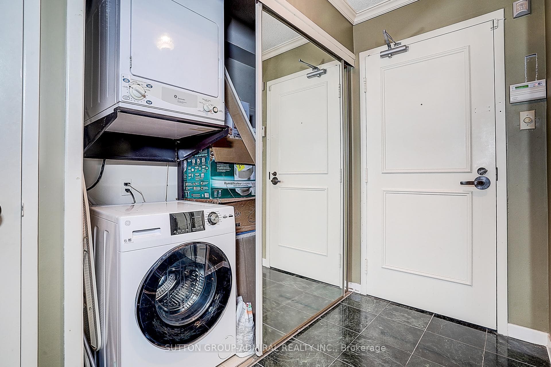 25 Maitland Street Unit 1209 photo 31