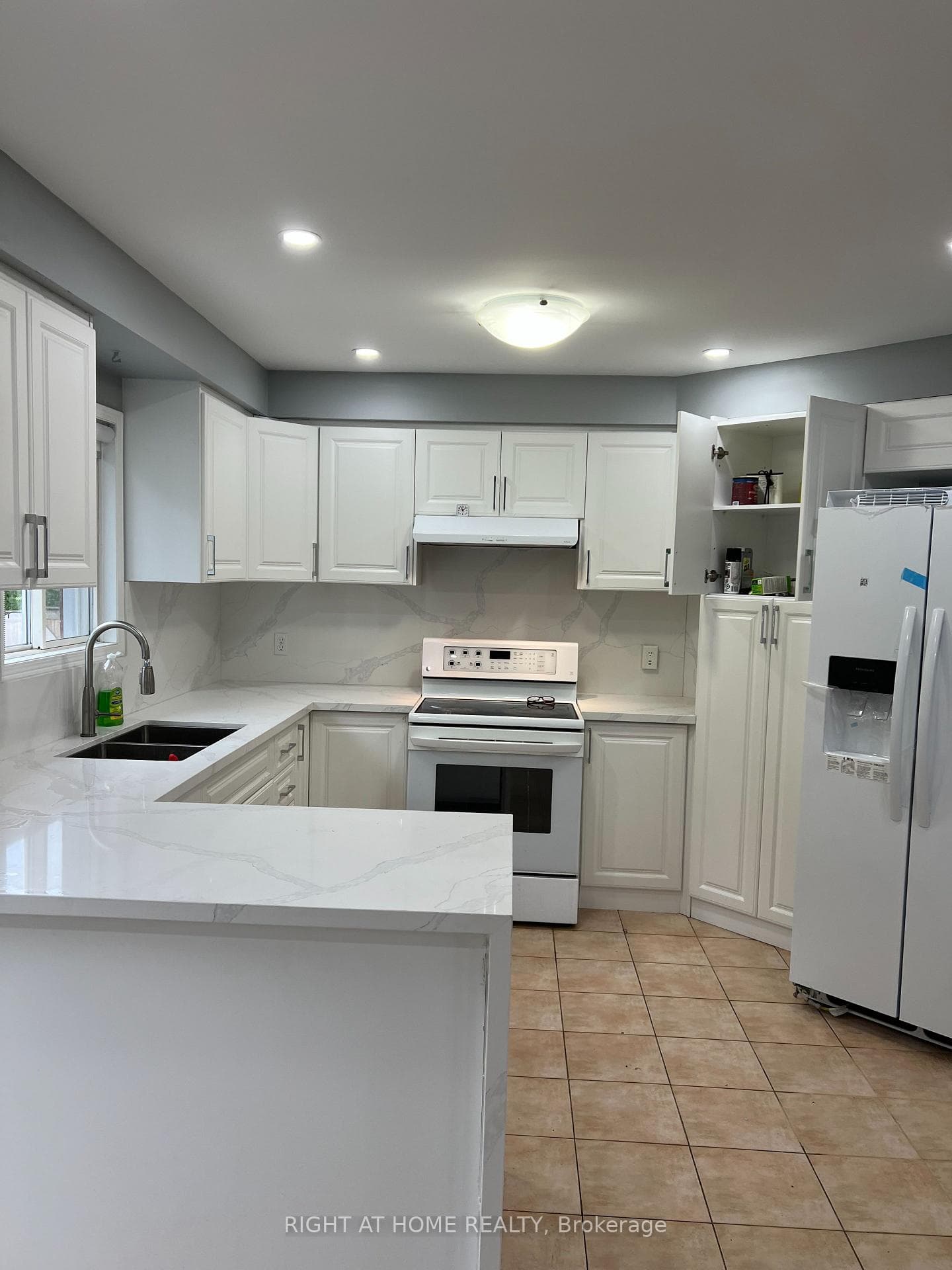2023 Valewood Court photo 7