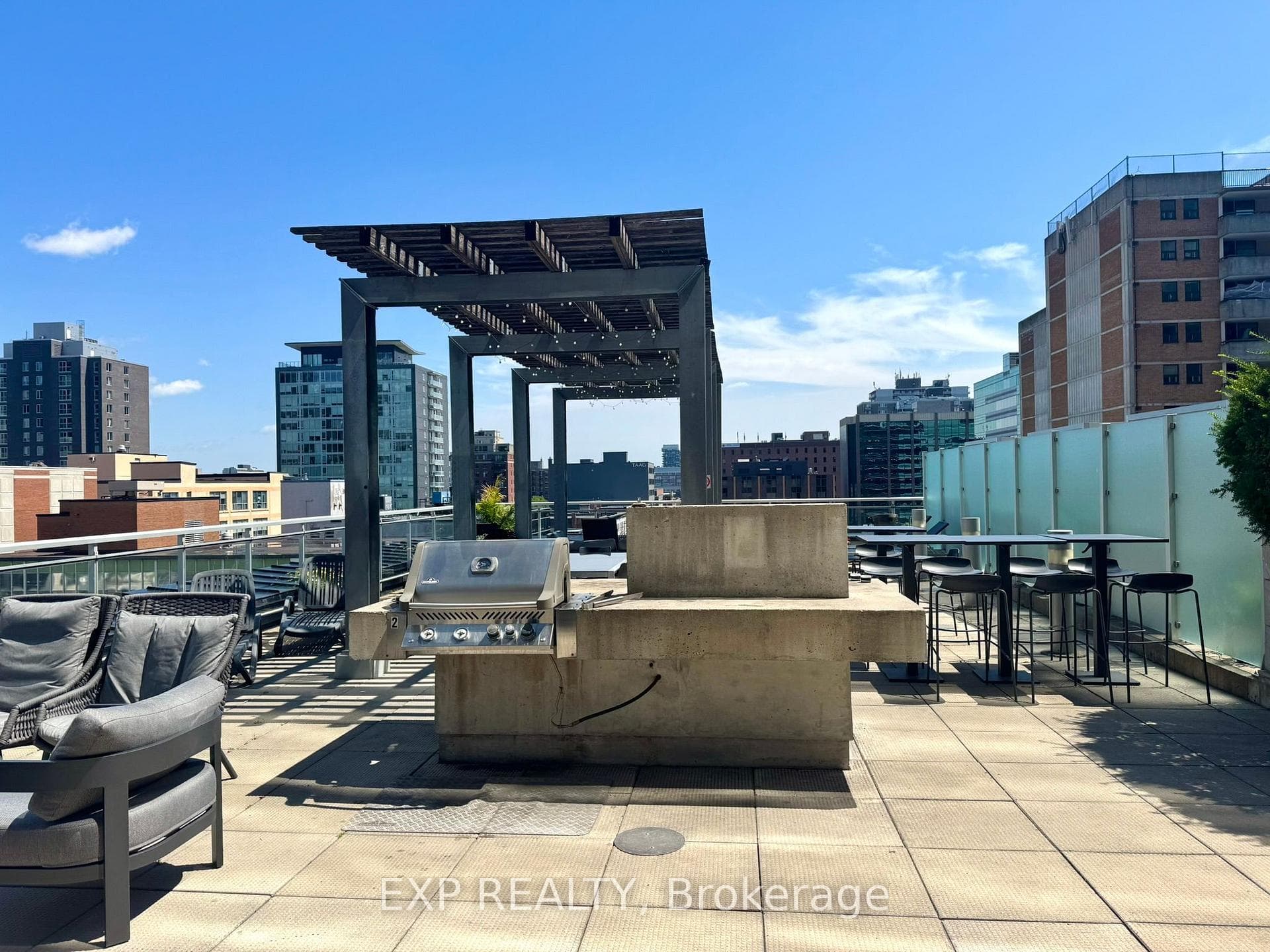 324 Laurier Avenue Unit 1401 photo 15