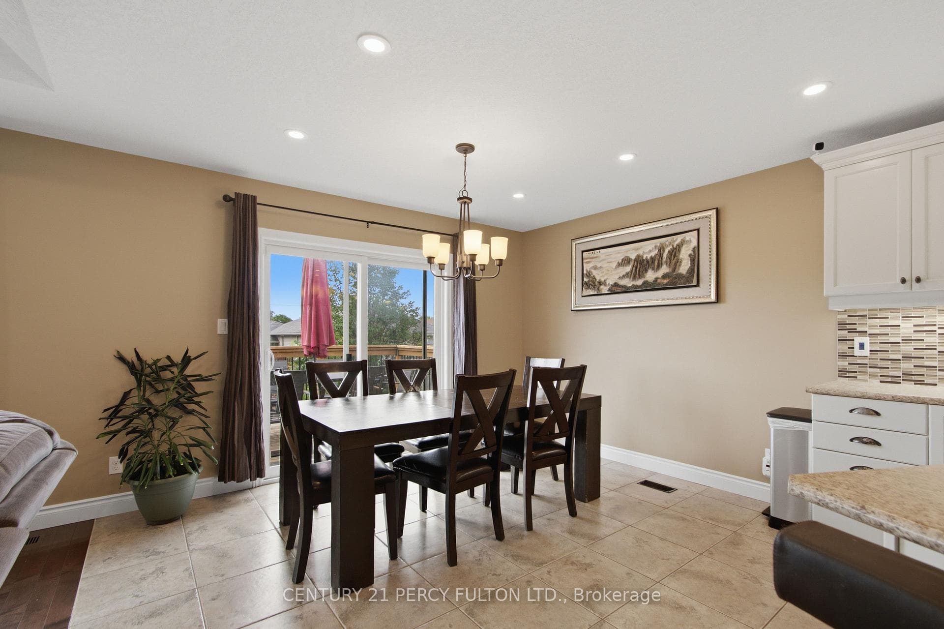 28 Freedom Crescent photo 12