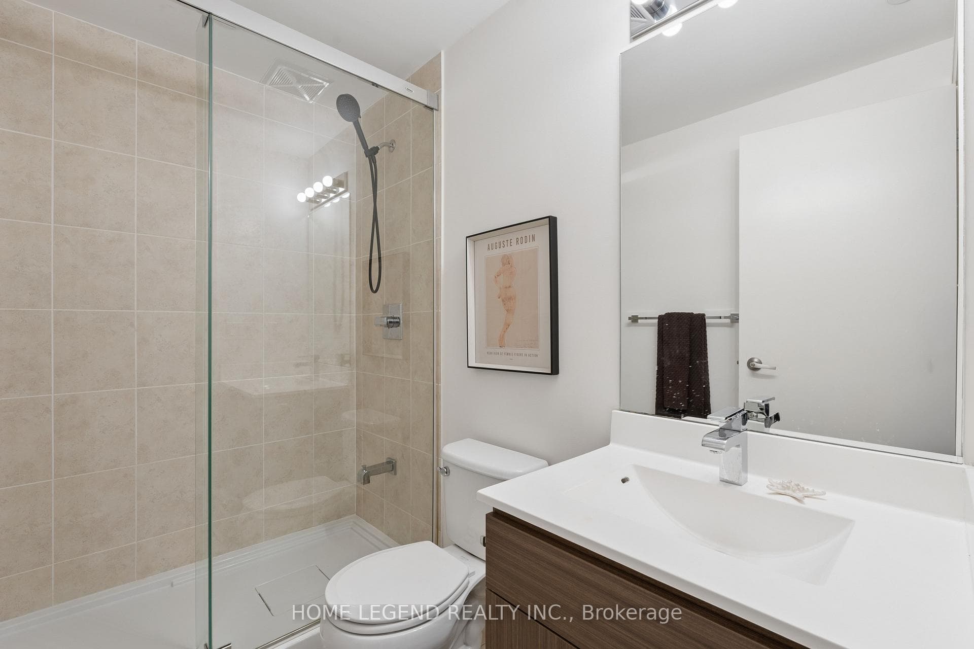 68 Canterbury Place Unit 605 photo 16