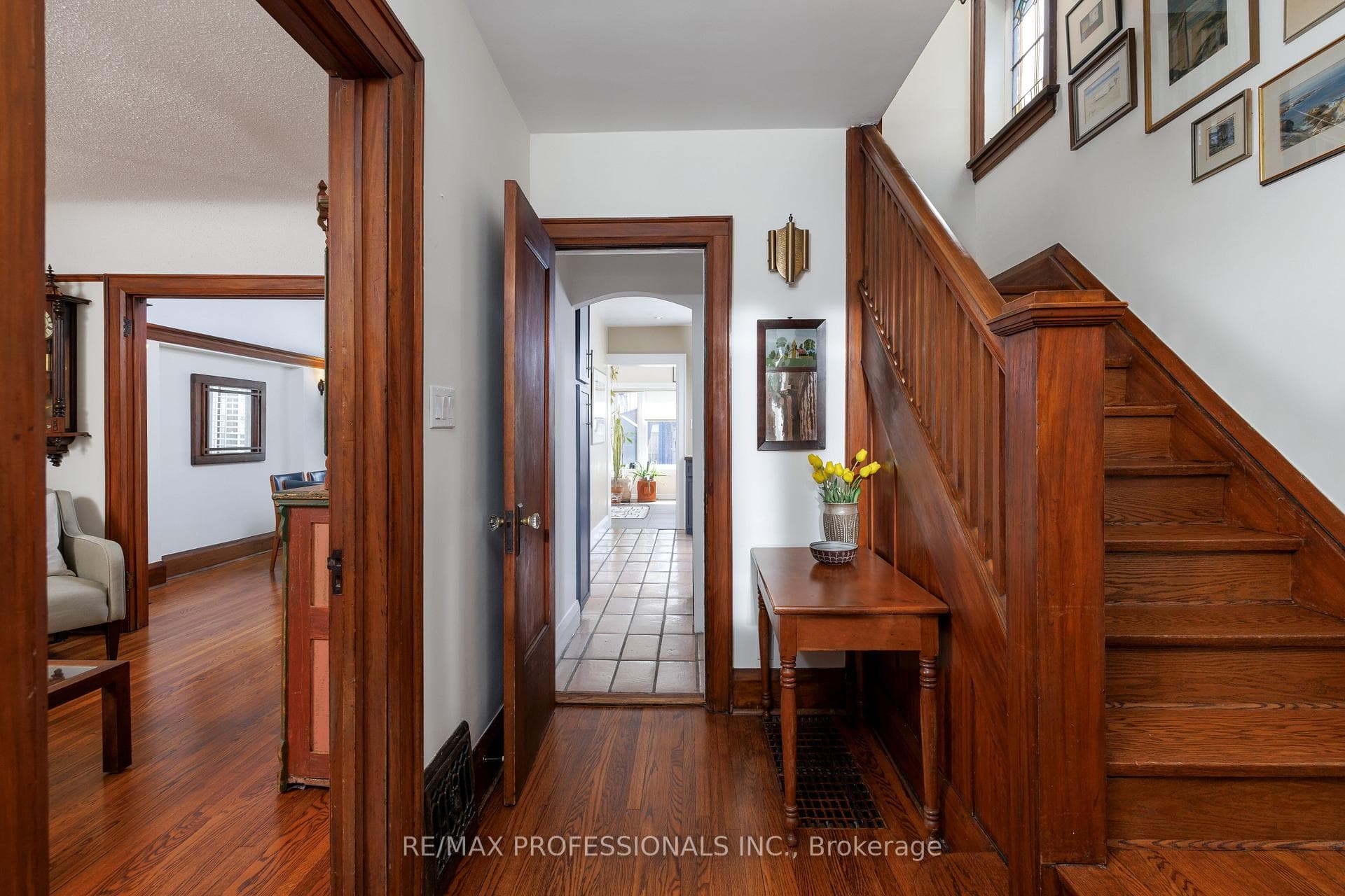 217 Humbercrest Boulevard photo 7