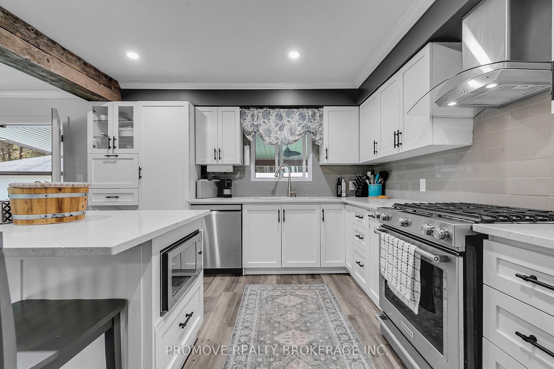 48 Ash Street photo 14