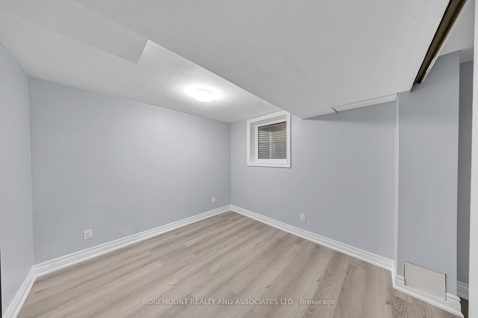 95 Rotherglen N Road photo 29