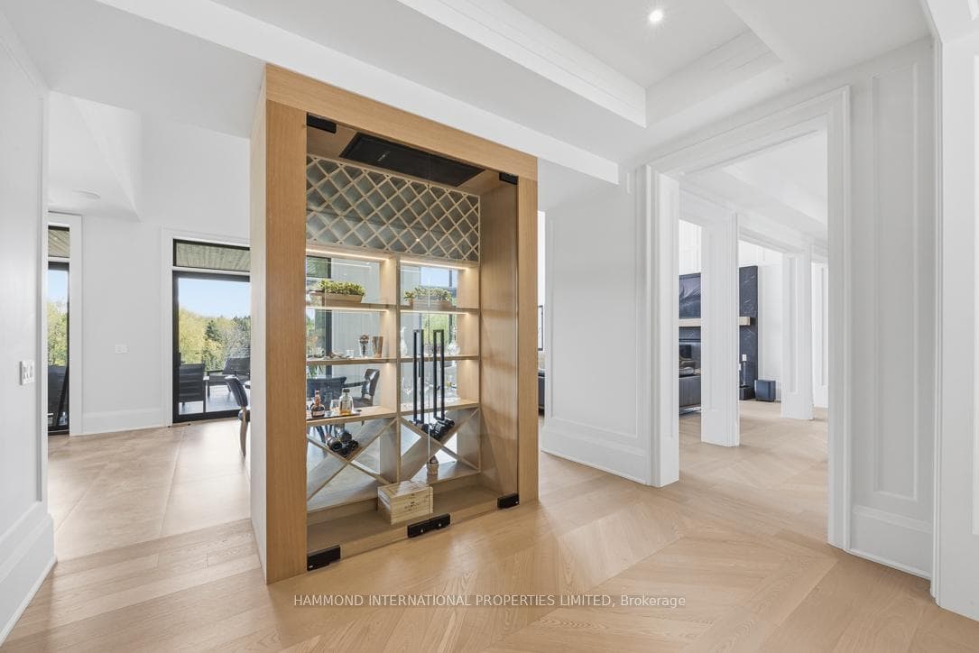 46 Steeplechase Avenue photo 13