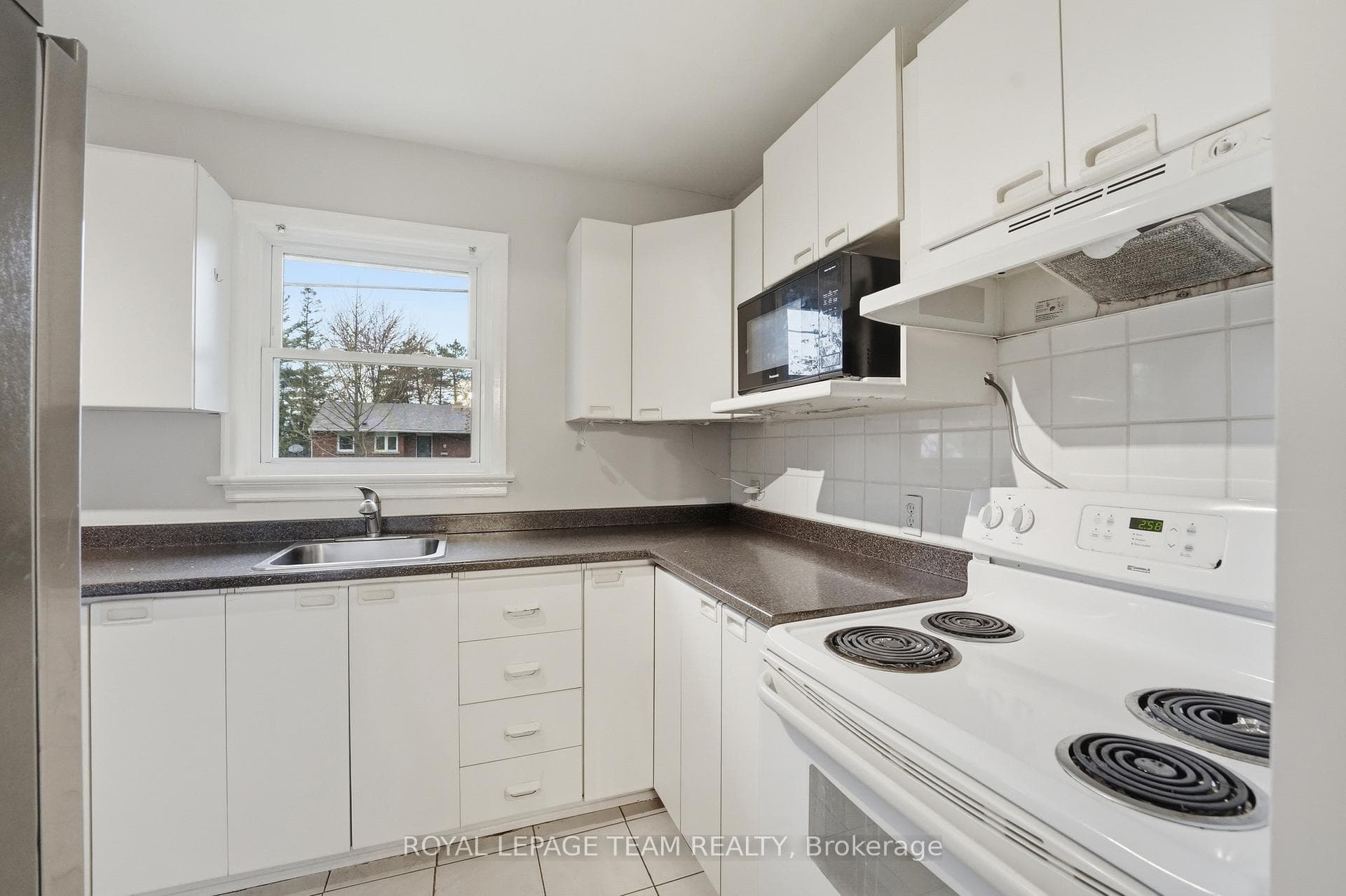 49 Crownhill Street photo 4