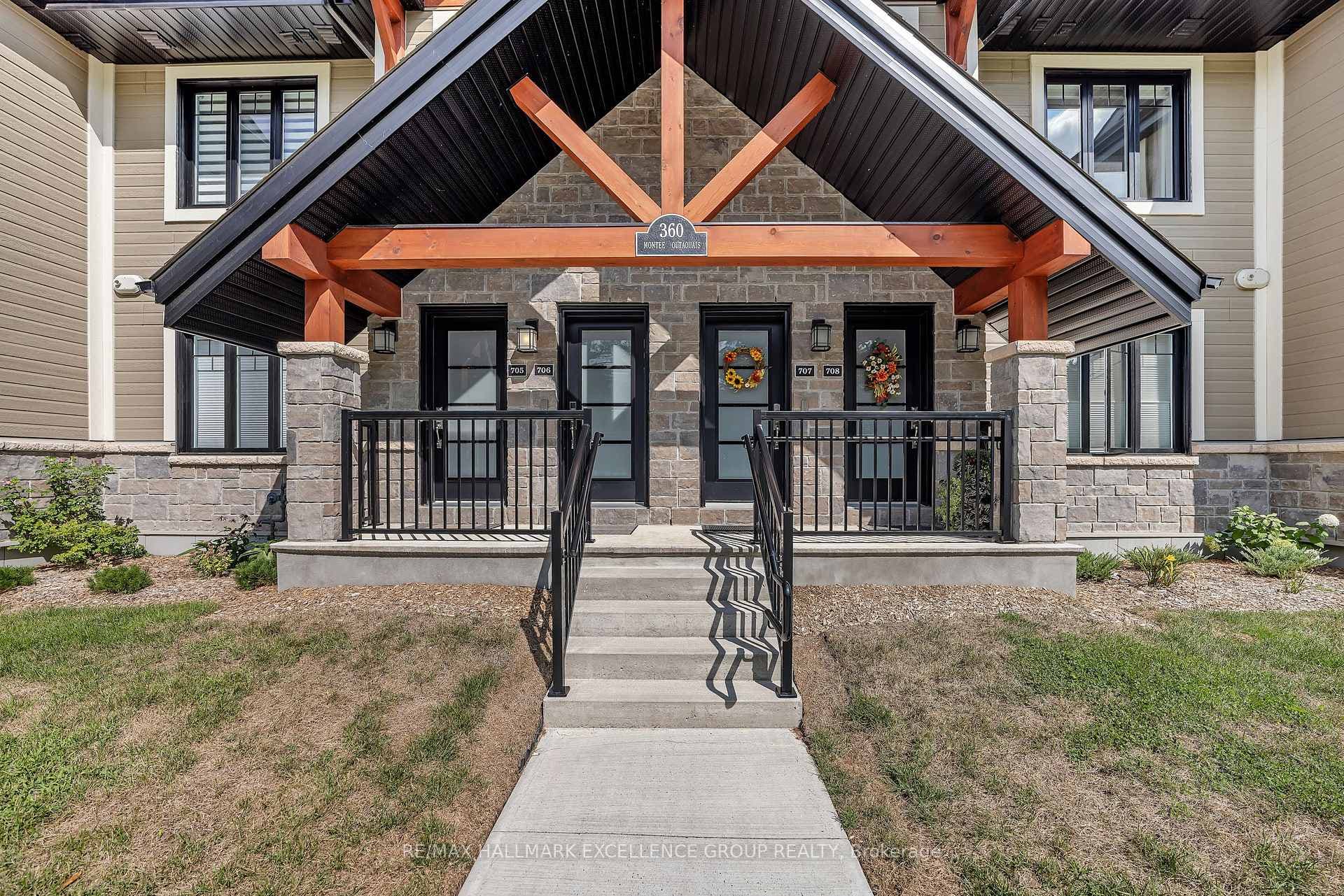 360 Montee Outaouais Road Unit 707 photo 1