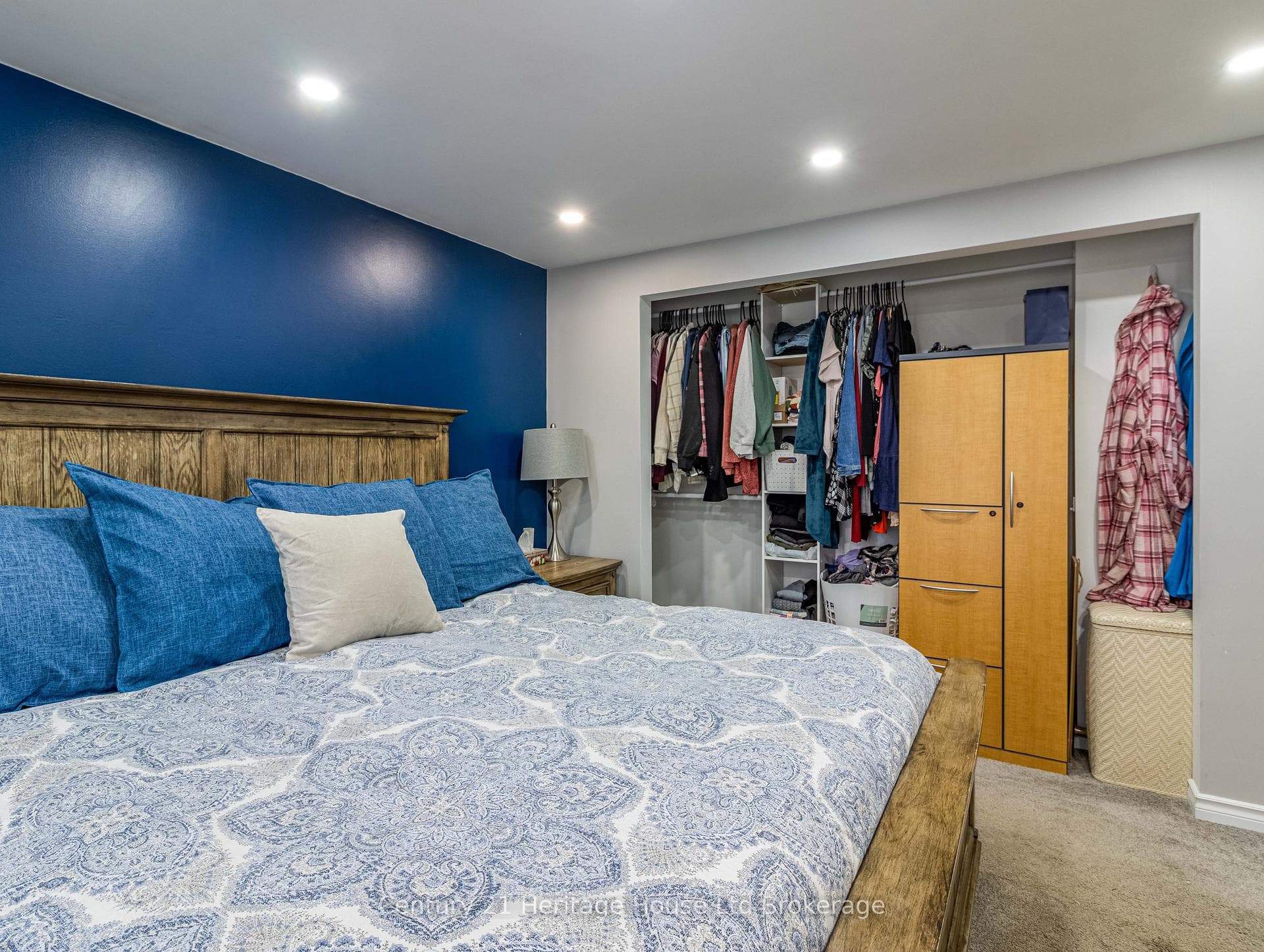 844 Sunset Boulevard photo 17