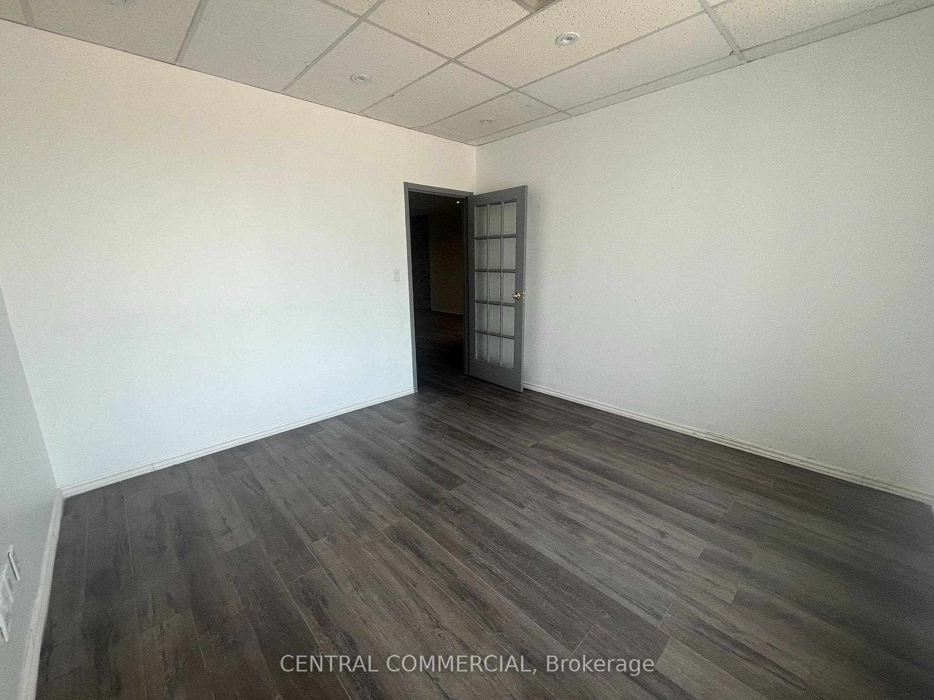 30 Wertheim Court Unit 14A photo 12