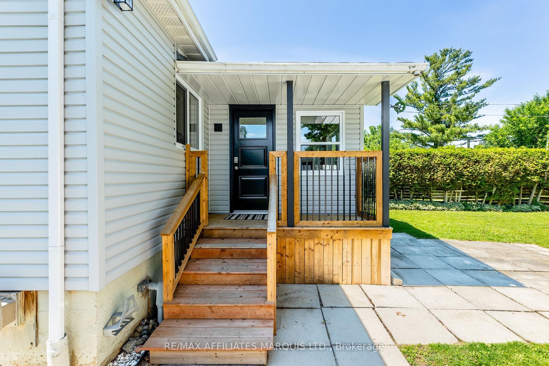 14 Dunbar Avenue photo 34