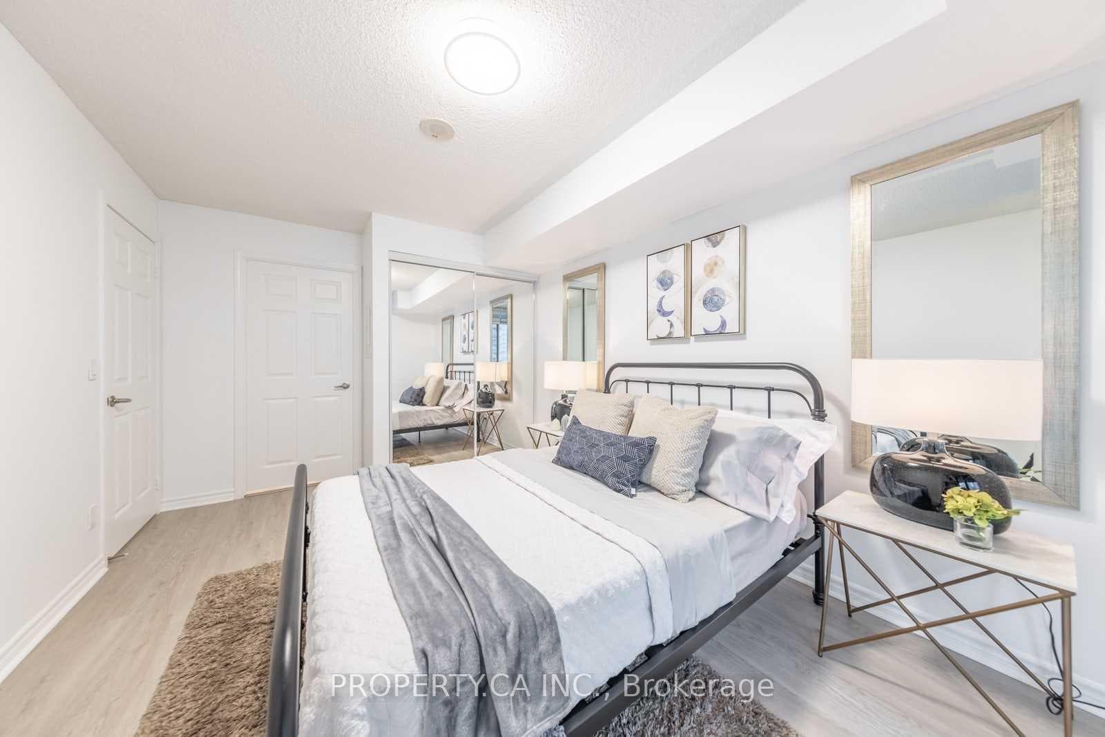 19 Grand Trunk Crescent Unit 2509 photo 14