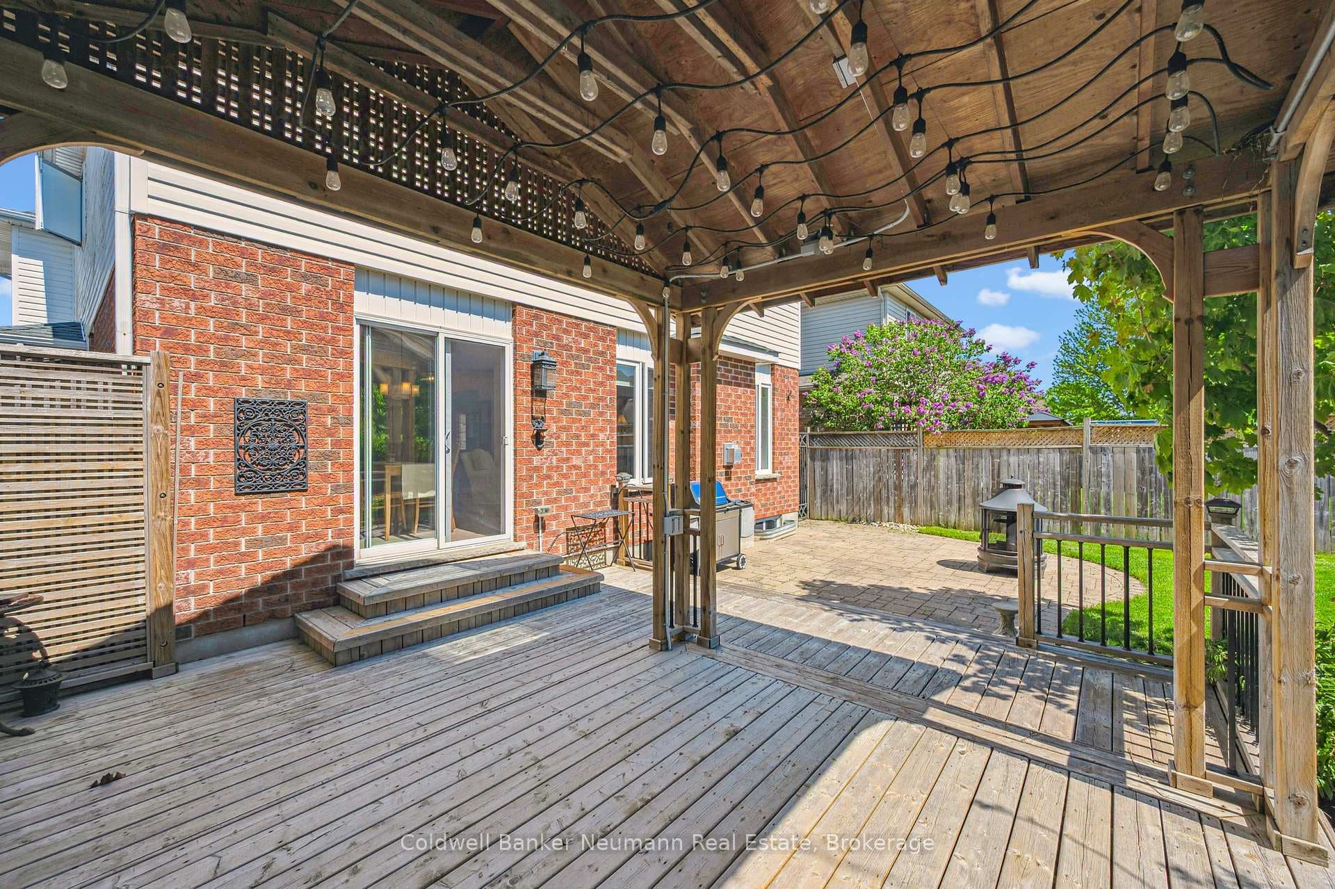 14 Coutts Court photo 10