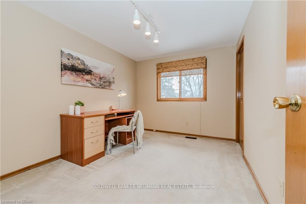 49 Windsor Street photo 16