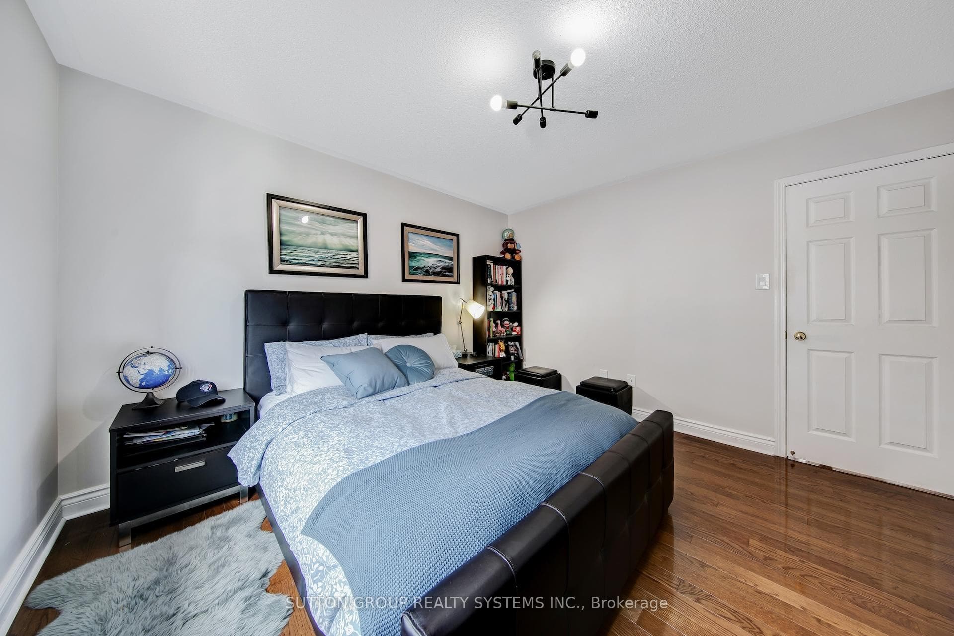 3336 Crompton Crescent photo 31