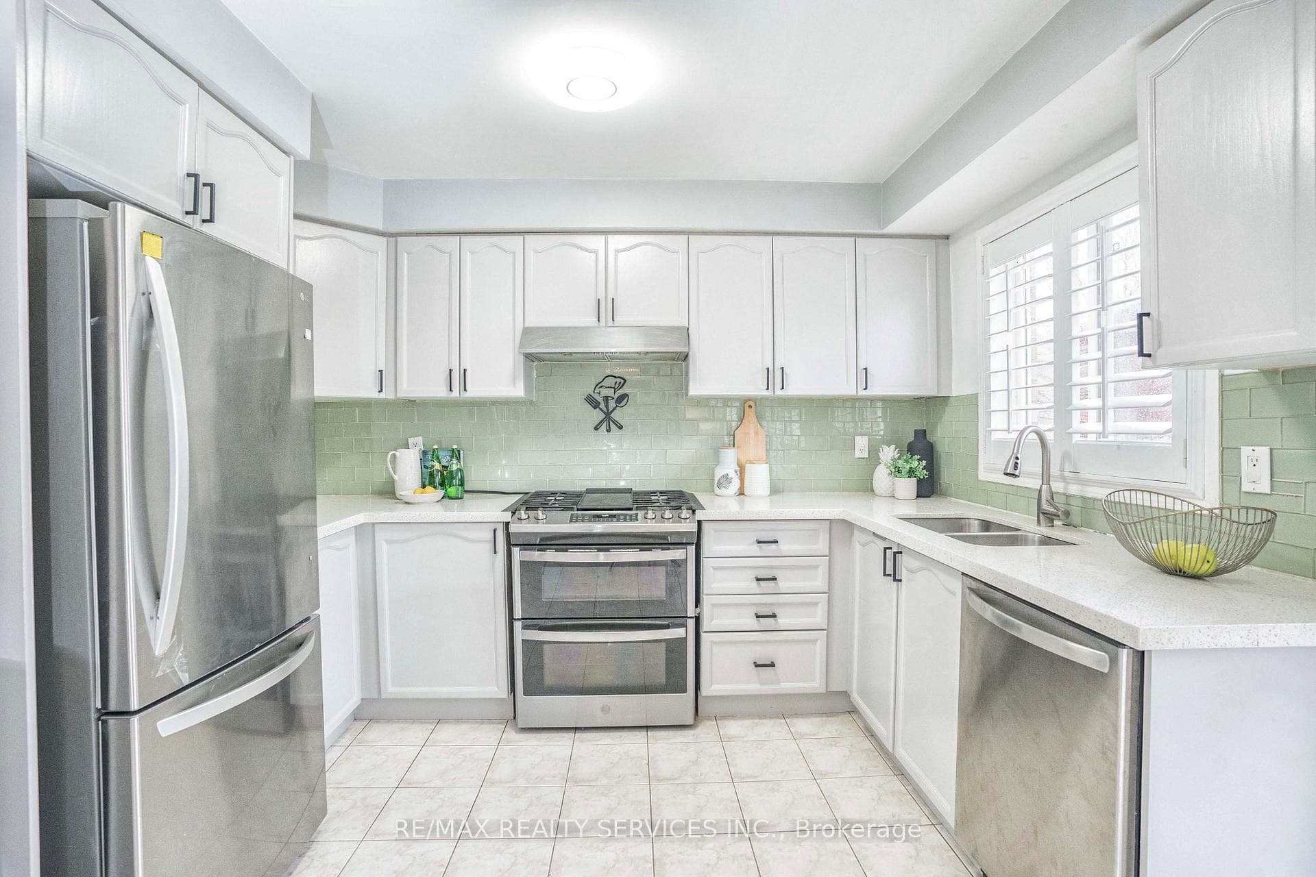78 Rowland Street photo 16