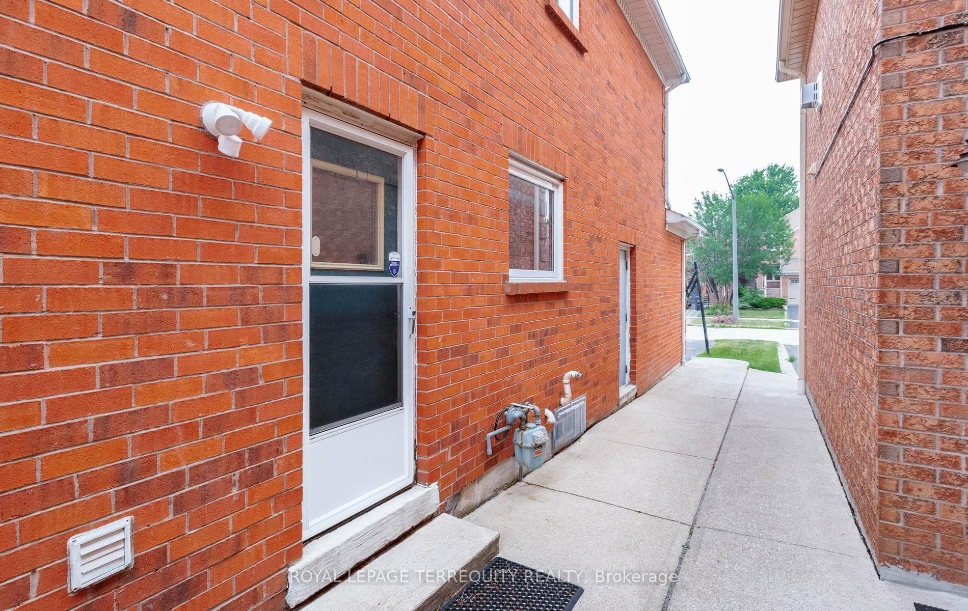 Builder Side Door