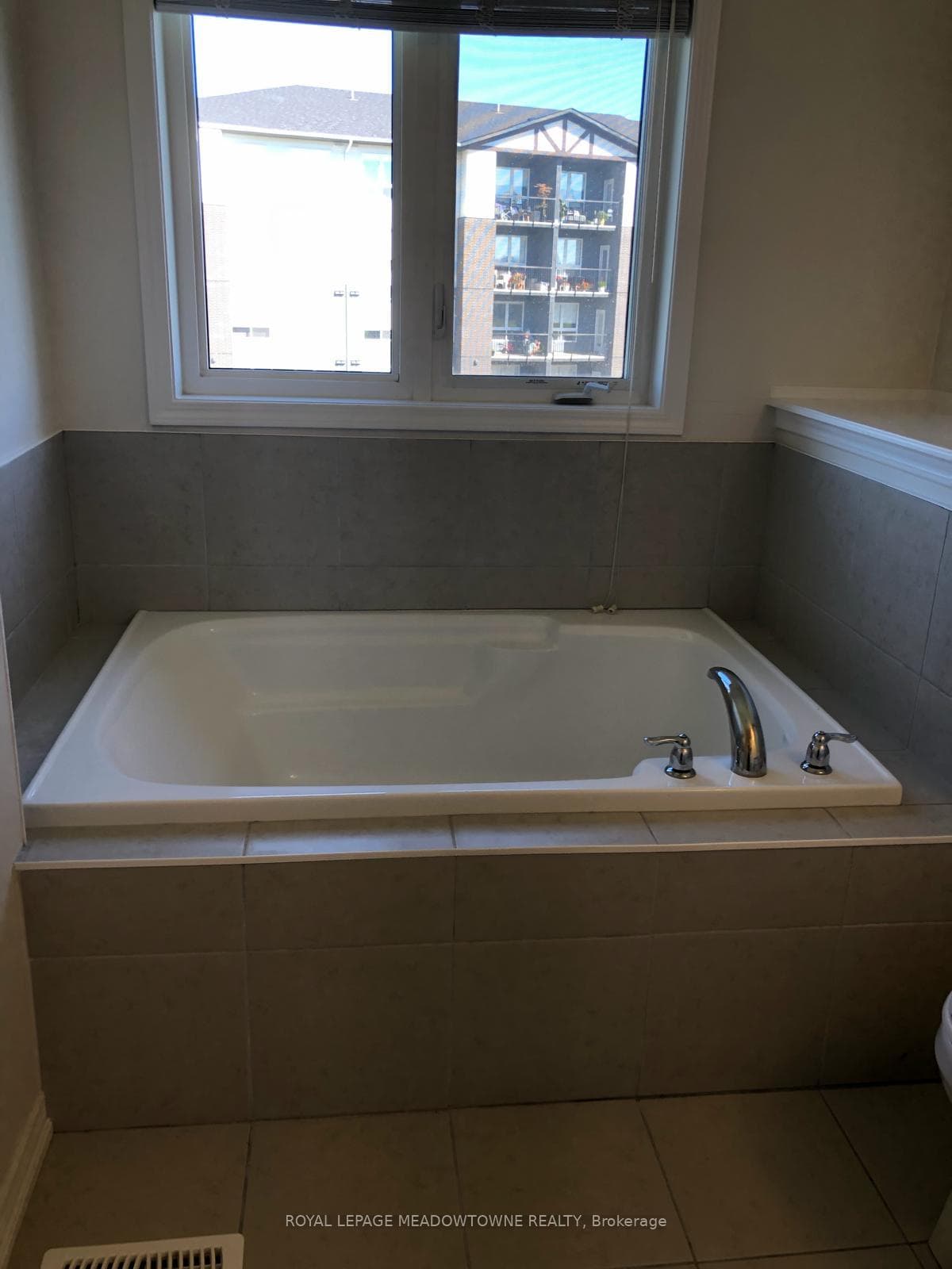 20 Butcher Crescent photo 25