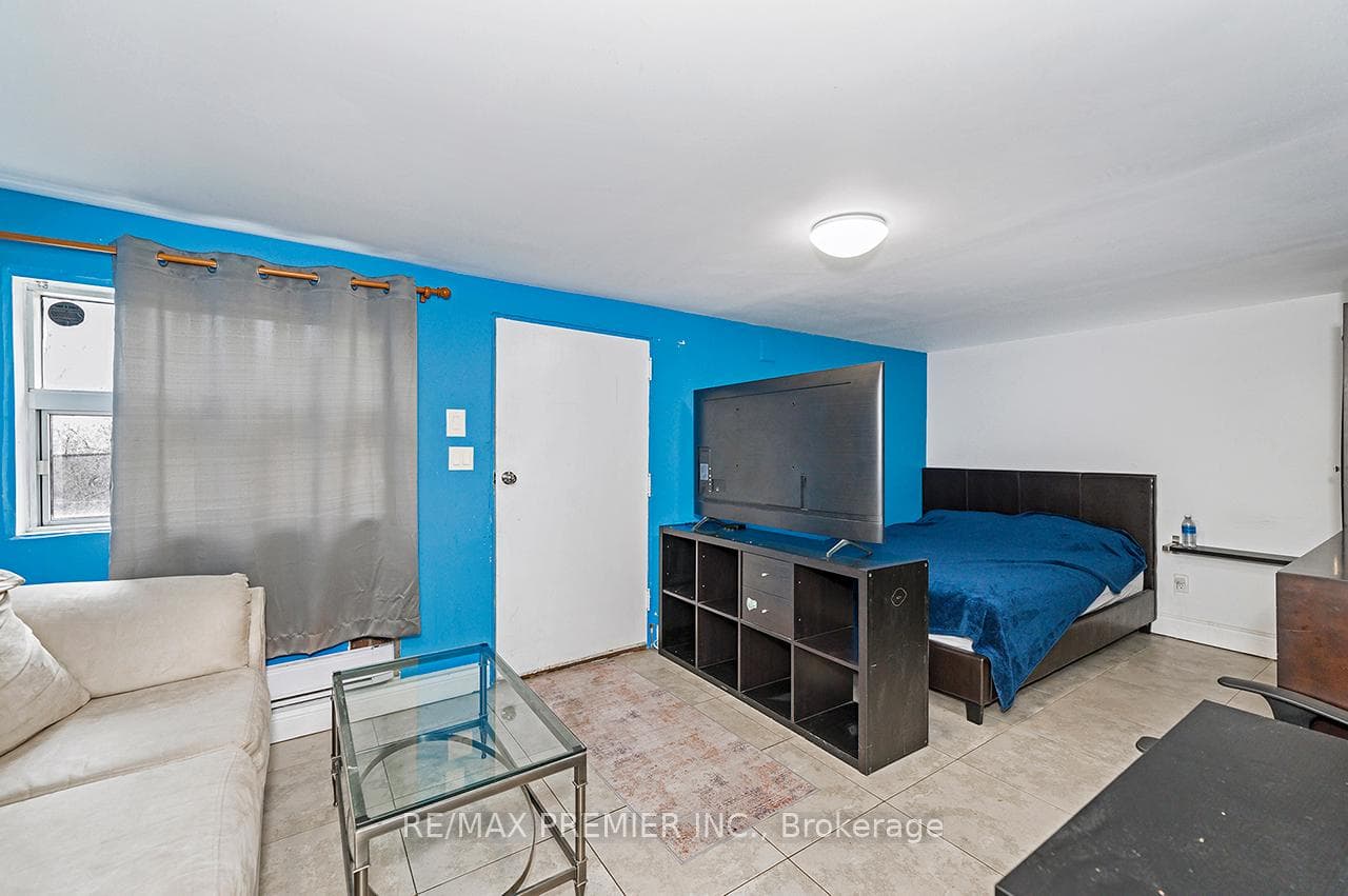 2934 Weston Road photo 36