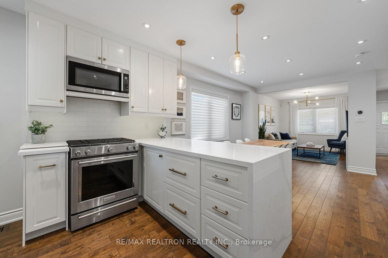 4 Normanna Avenue photo 10