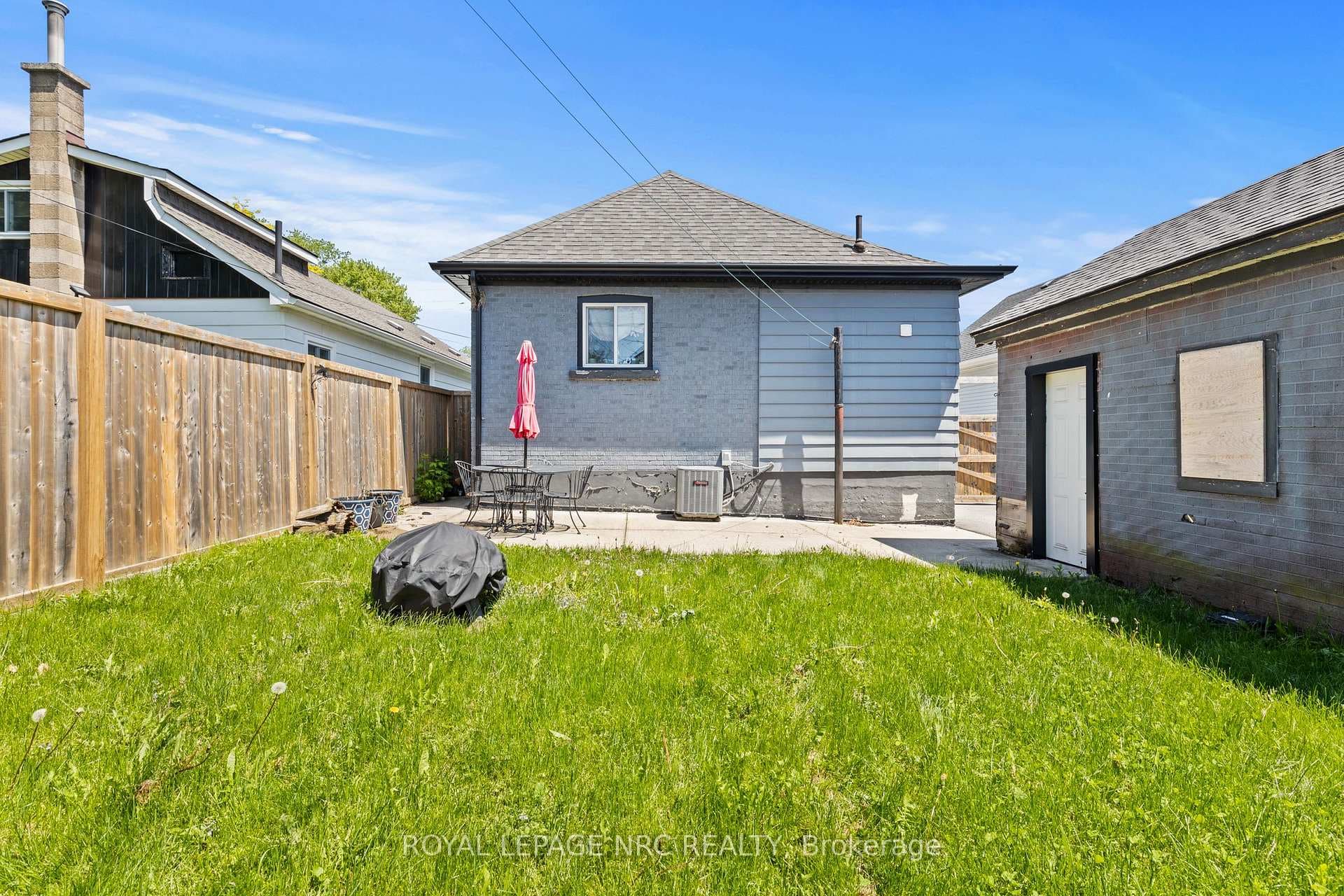 111 Morton Street photo 38