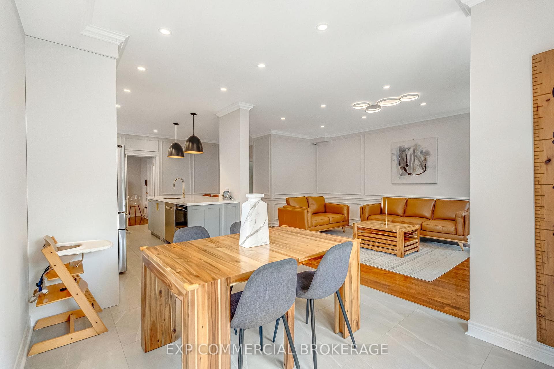 2264 Highcroft Road photo 18