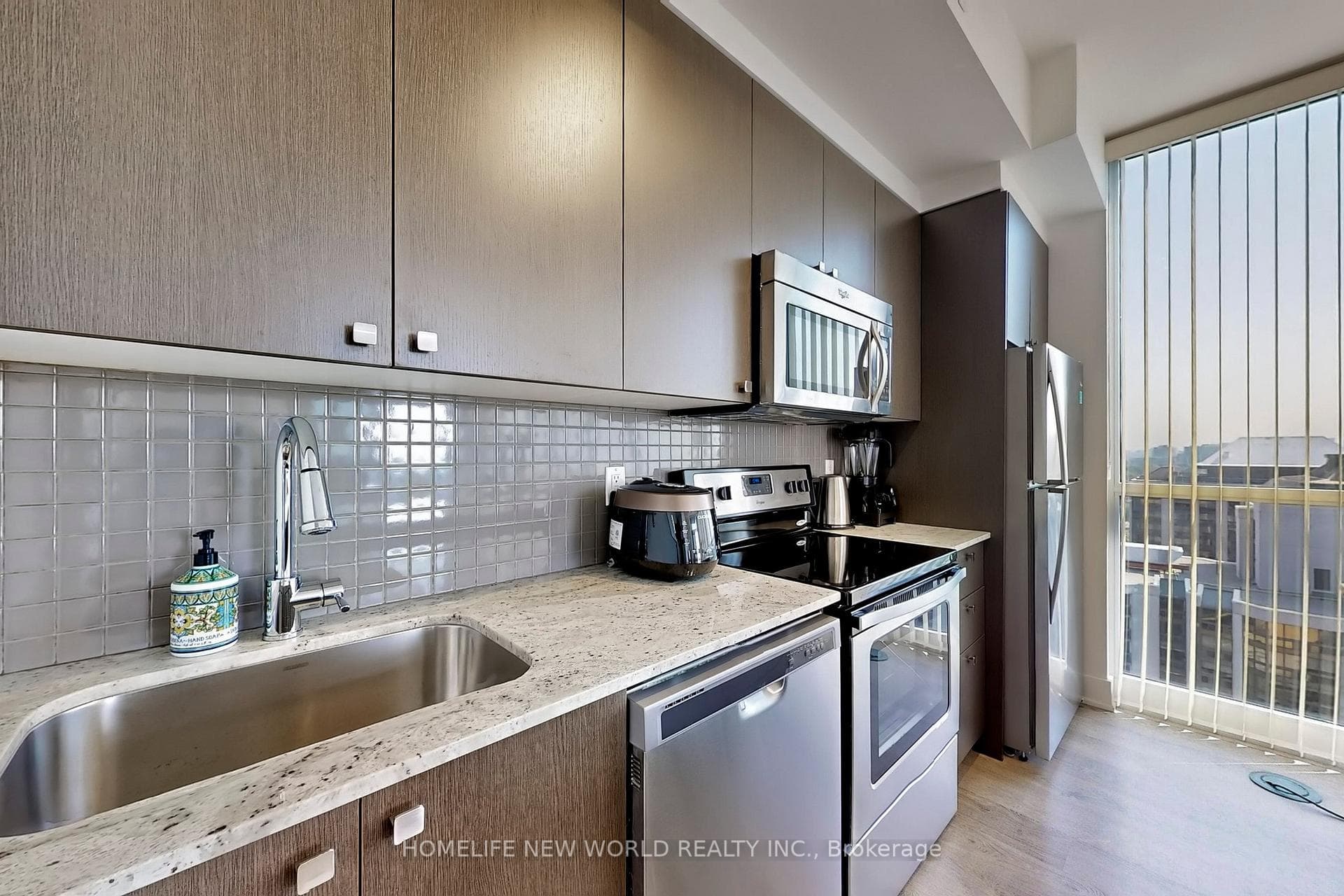 88 Sheppard Avenue Unit 2002 photo 15