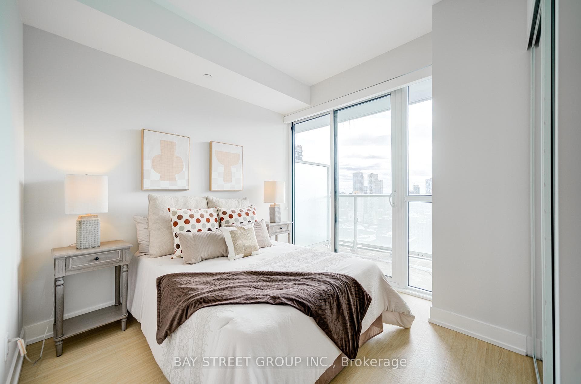 7 Grenville Street Unit 3211 photo 10