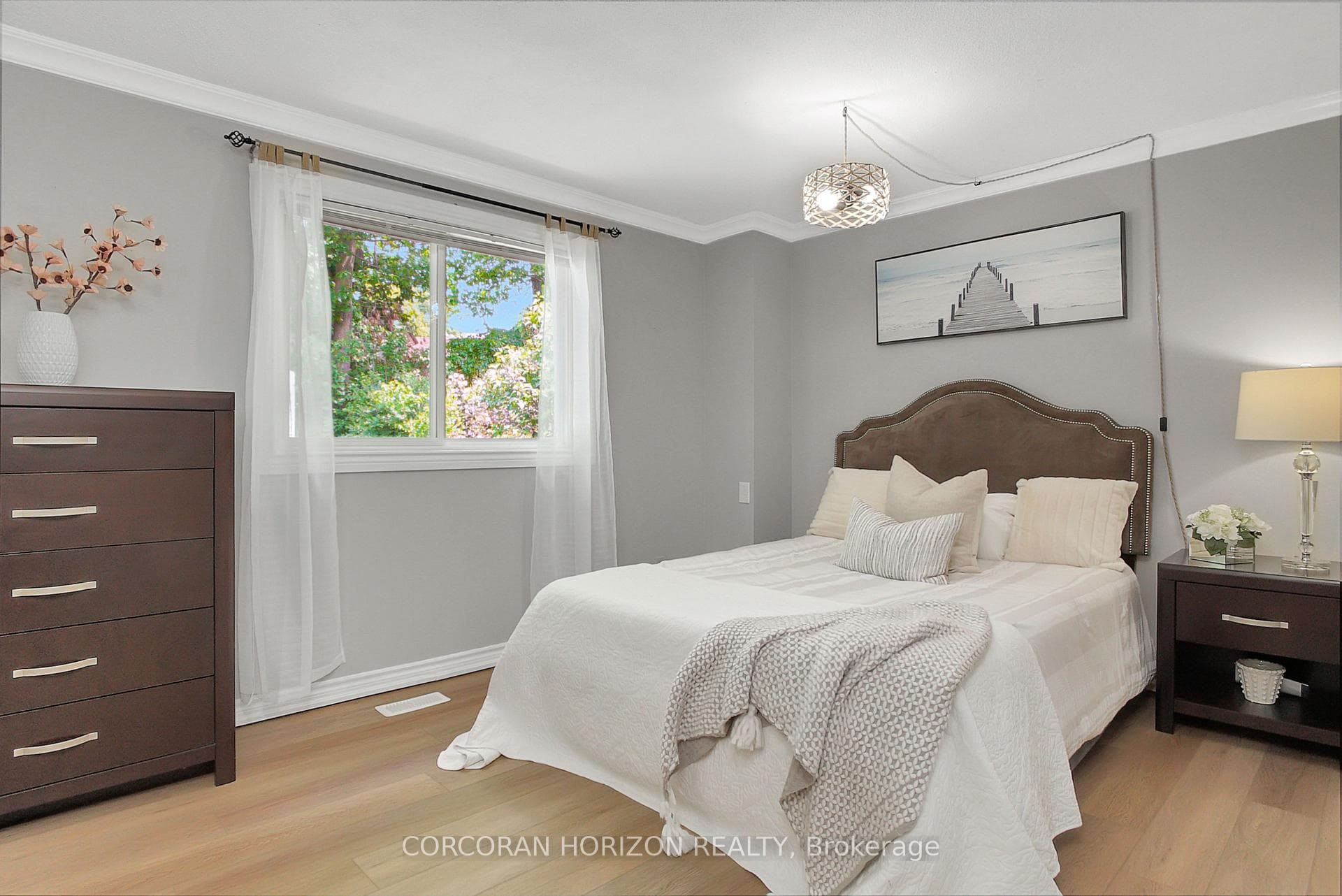 60 Cindy Avenue photo 16