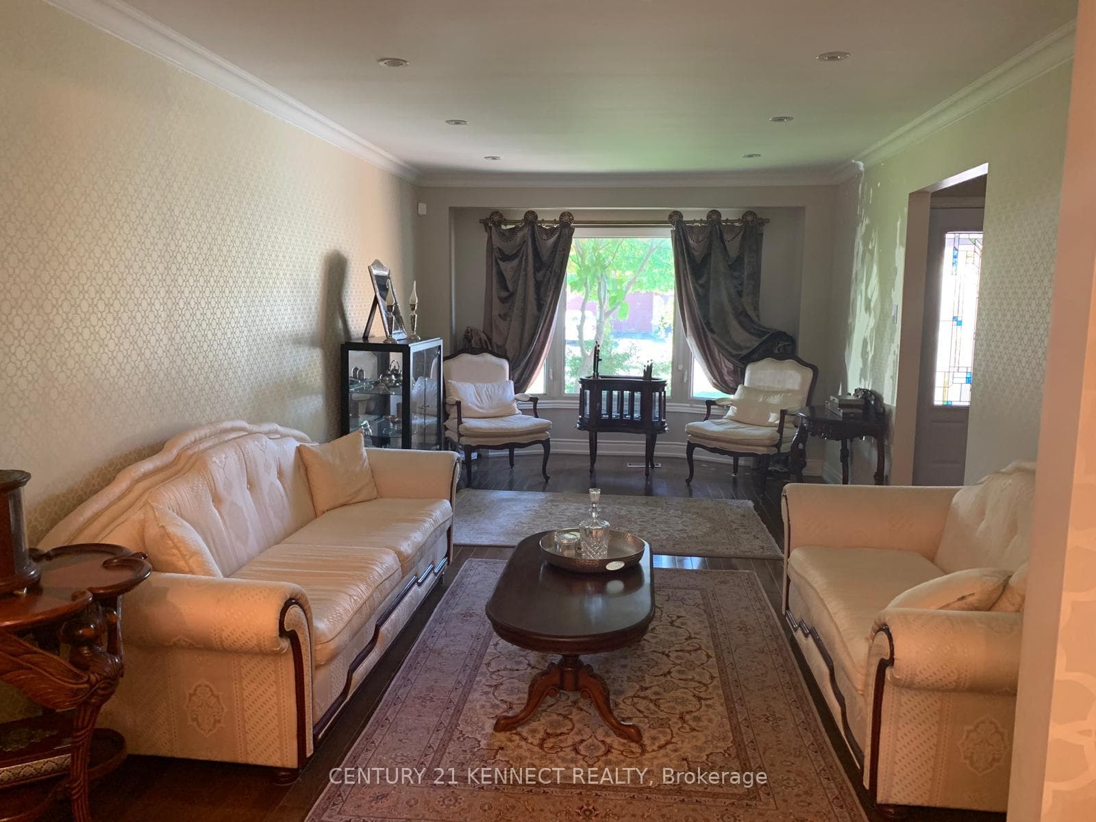600 York Hill Boulevard photo 4