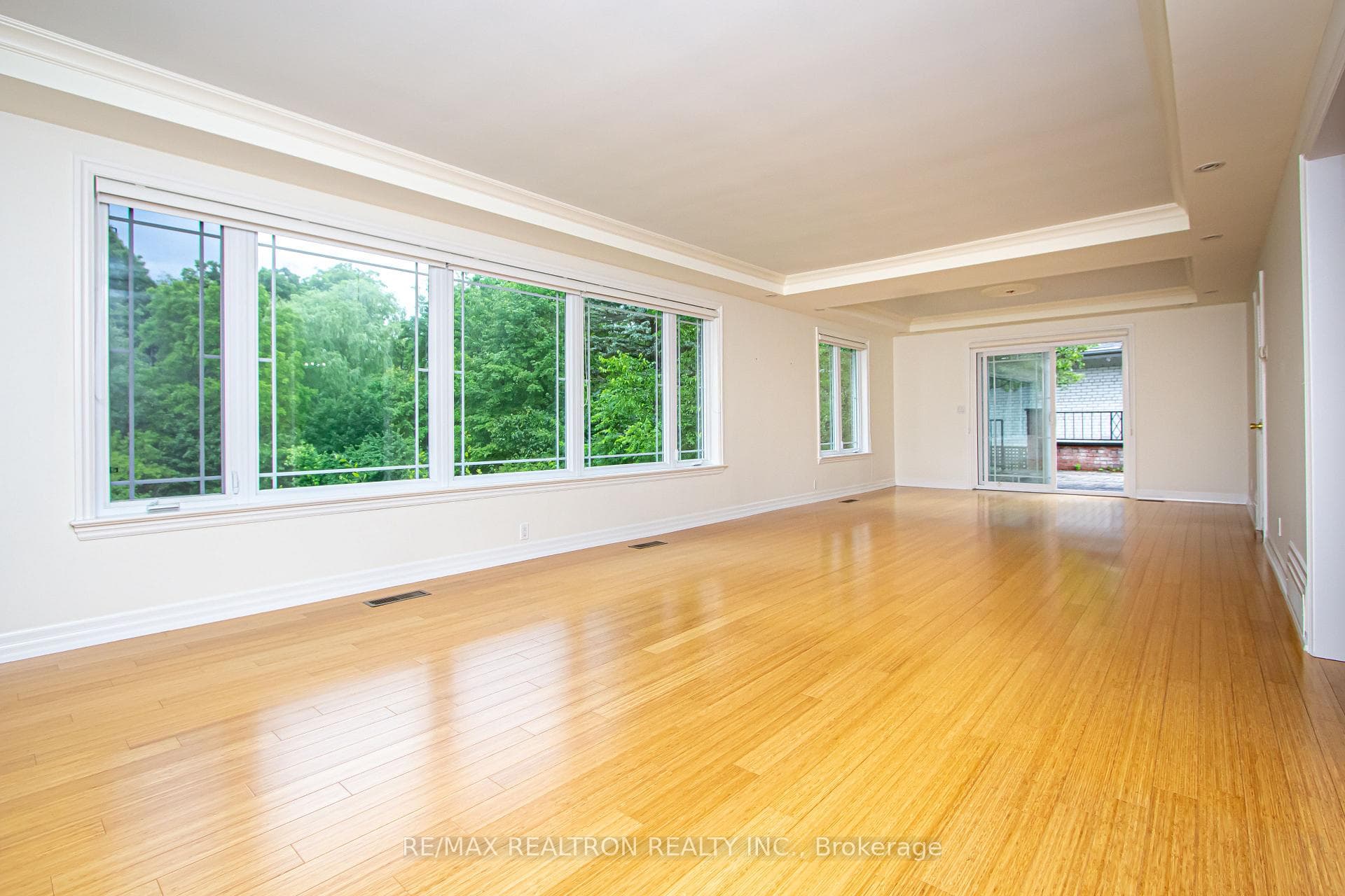 58 Almond Avenue photo 8