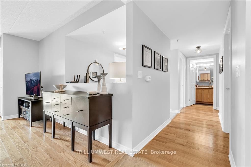 43 Waterford Drive Unit 313 photo 8
