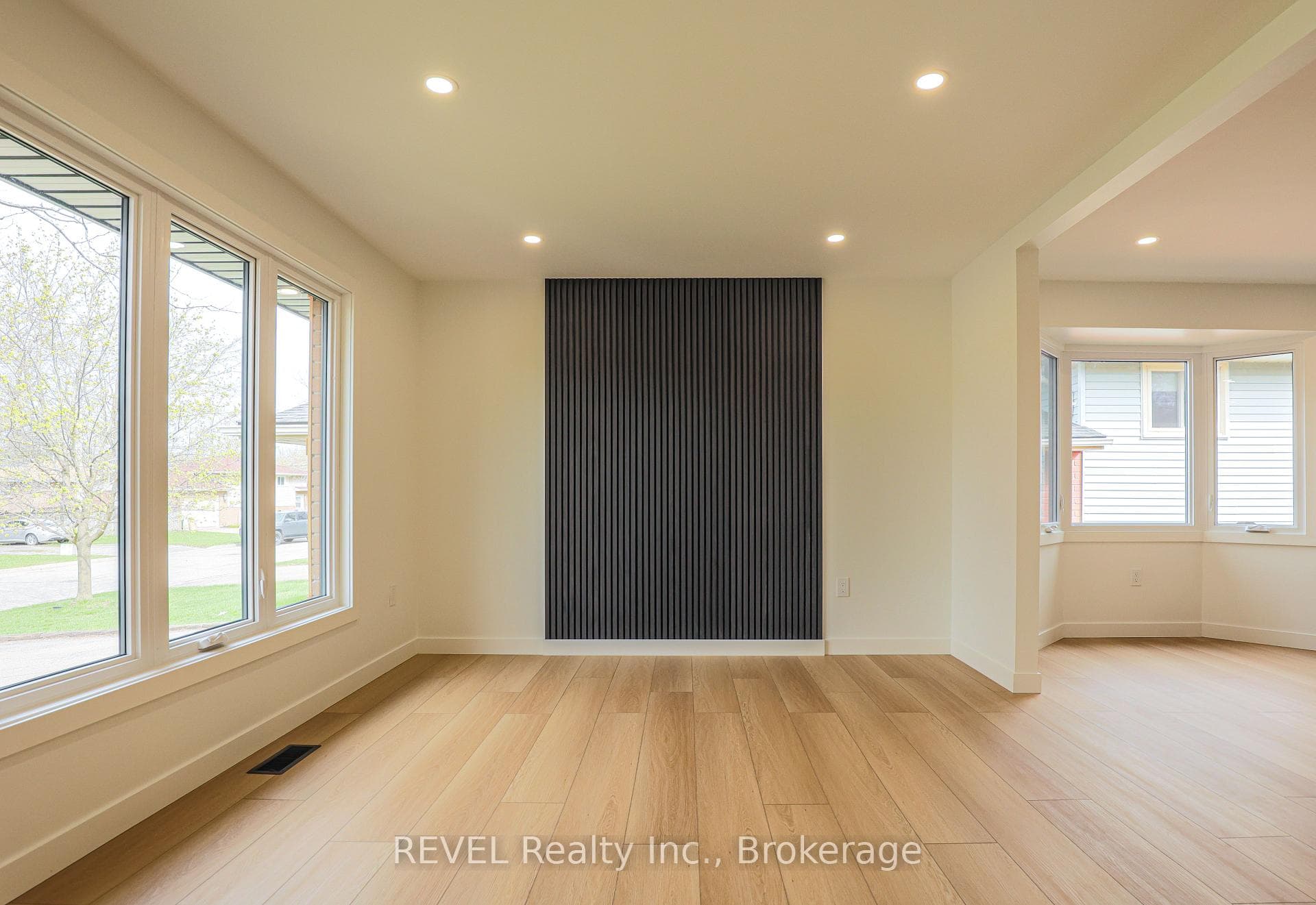 12 Andrea Drive photo 15