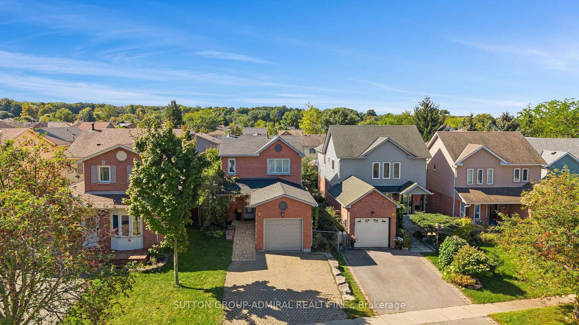 93 Hadden Crescent photo 1