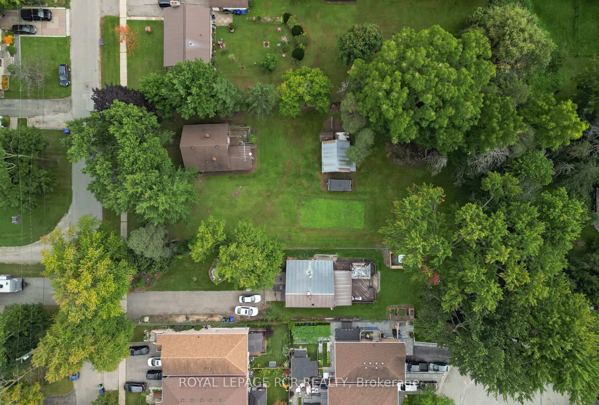 24 Tecumseth Street photo 29