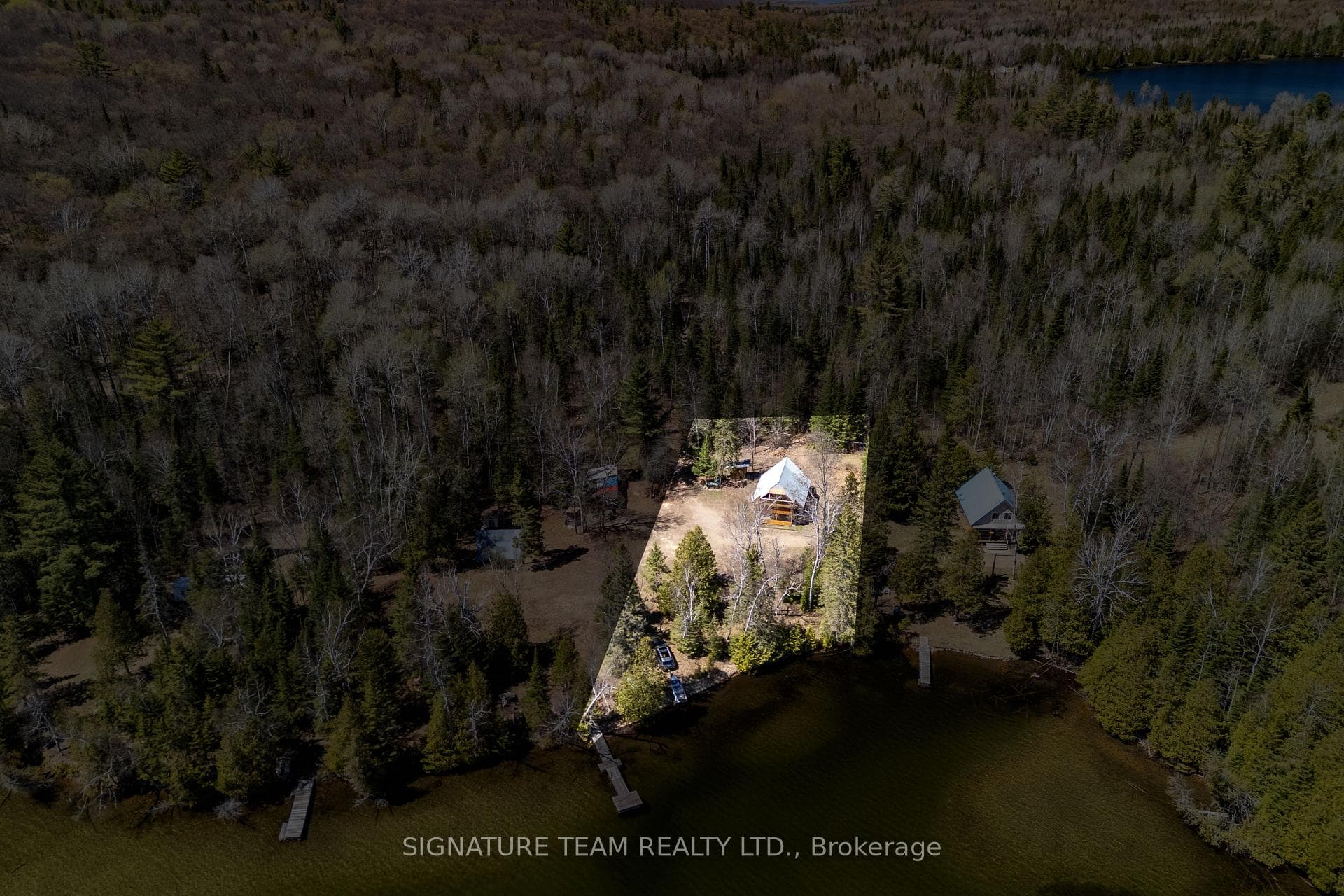 527 B Lorwell Lake Drive photo 32