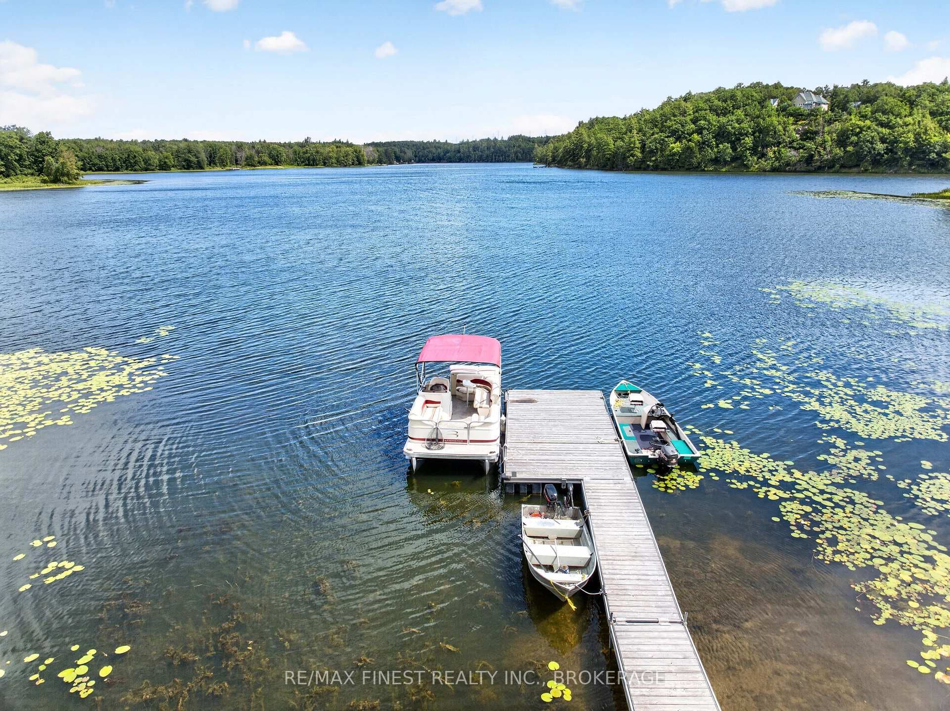 1025 Parsons Point Lane photo 4