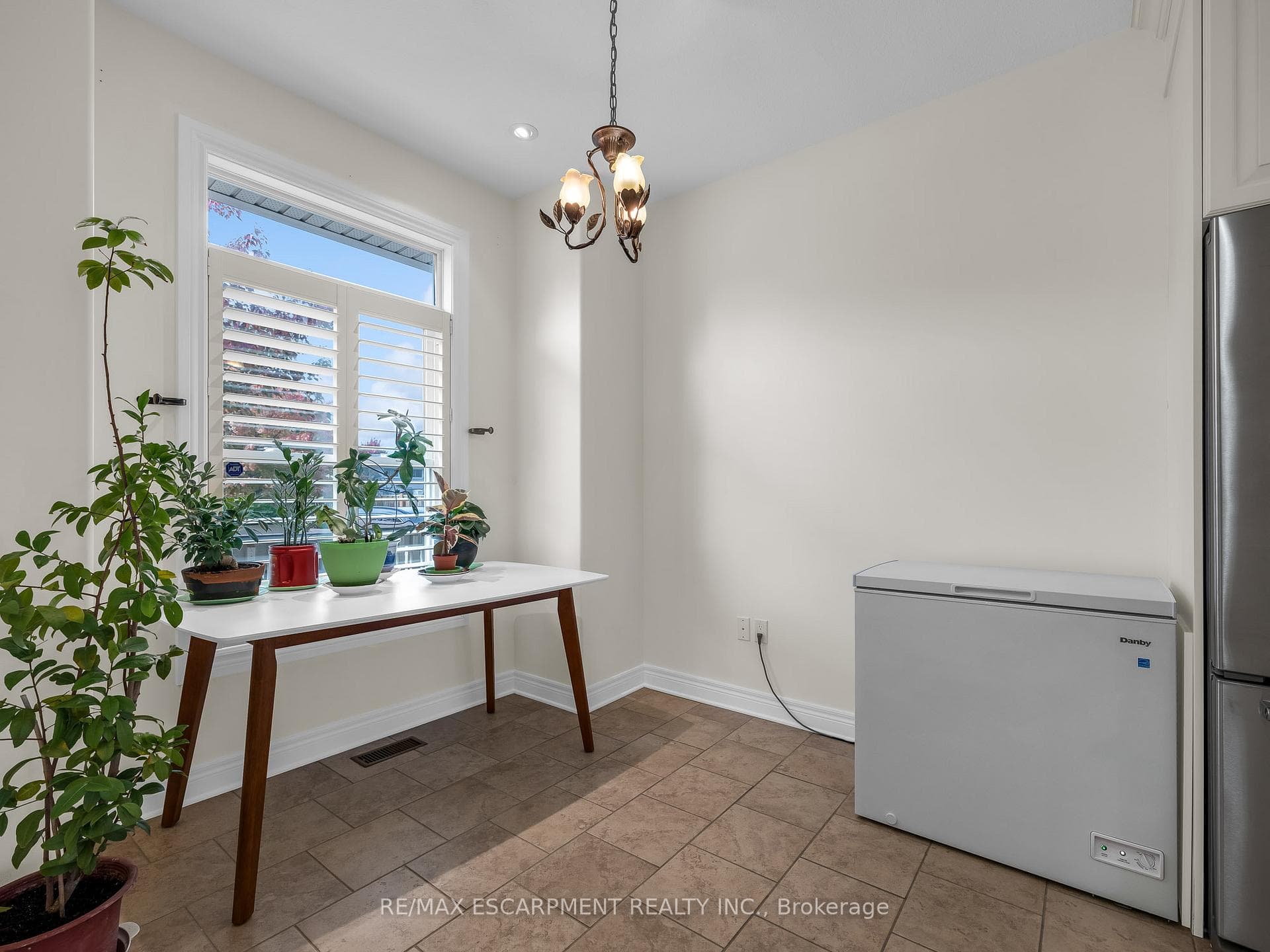 18 Biagi Court photo 4