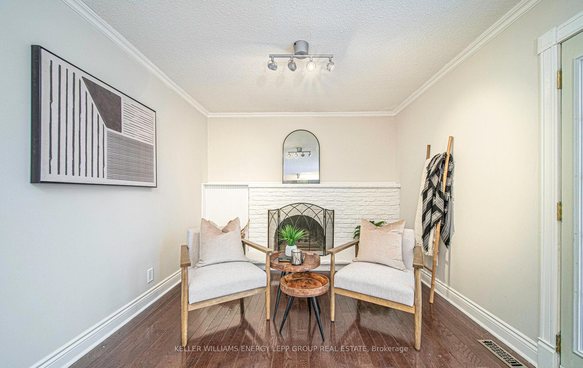 20 Kenton Court photo 7