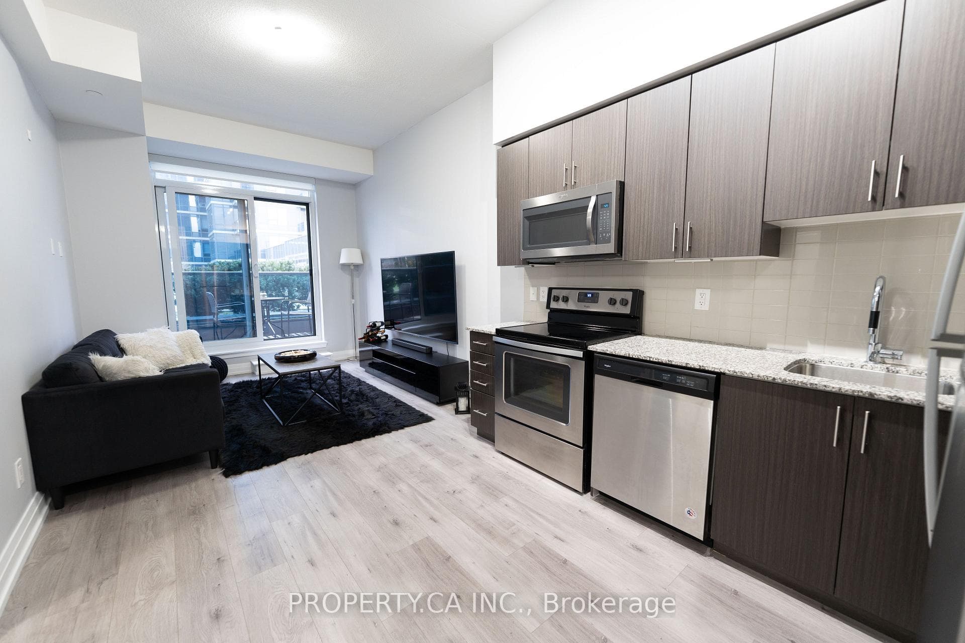 3700 Highway 7 Road Unit 302 photo 10
