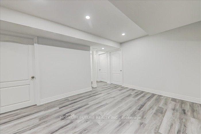 84 Darren Avenue Unit Bsmt photo 14
