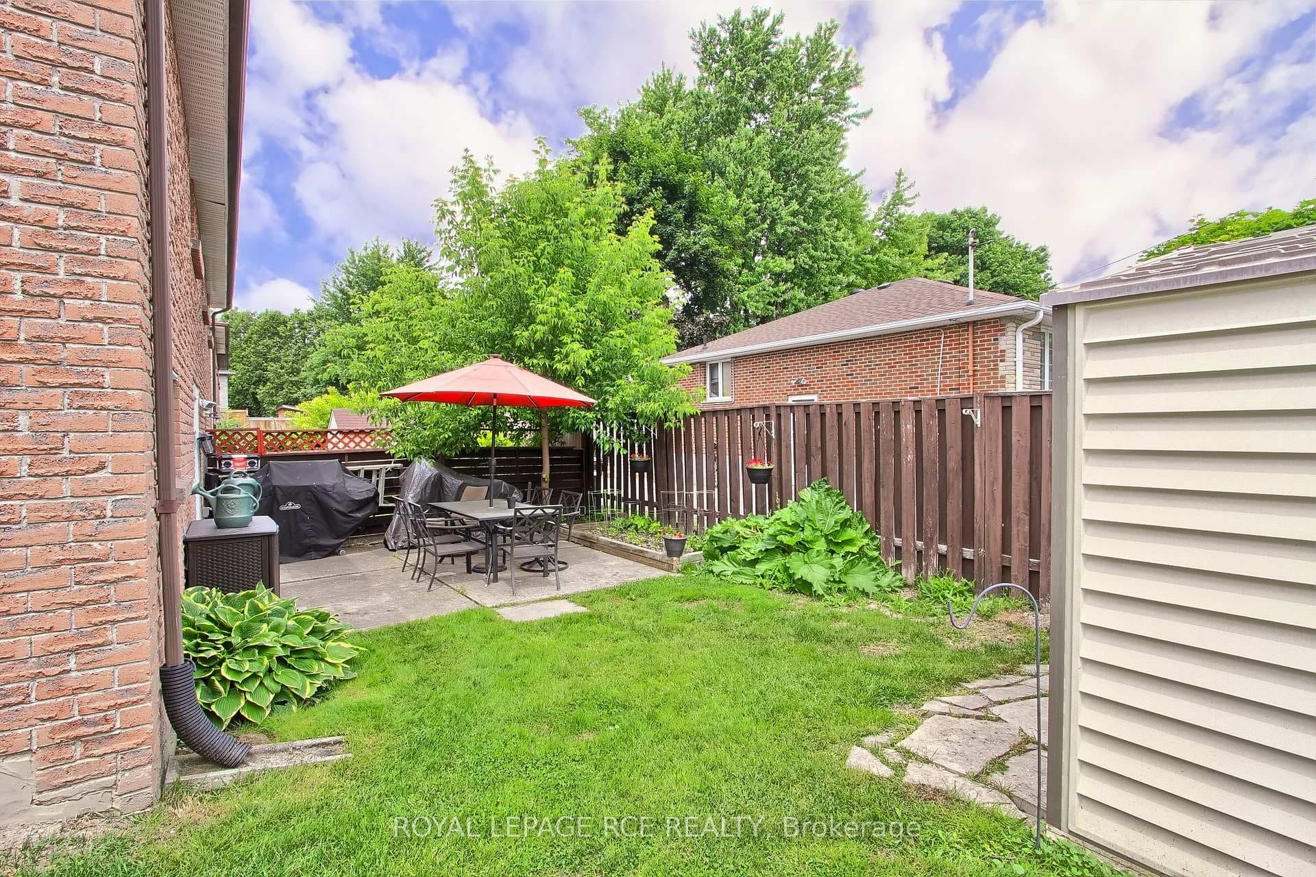 3 Maple Court photo 21