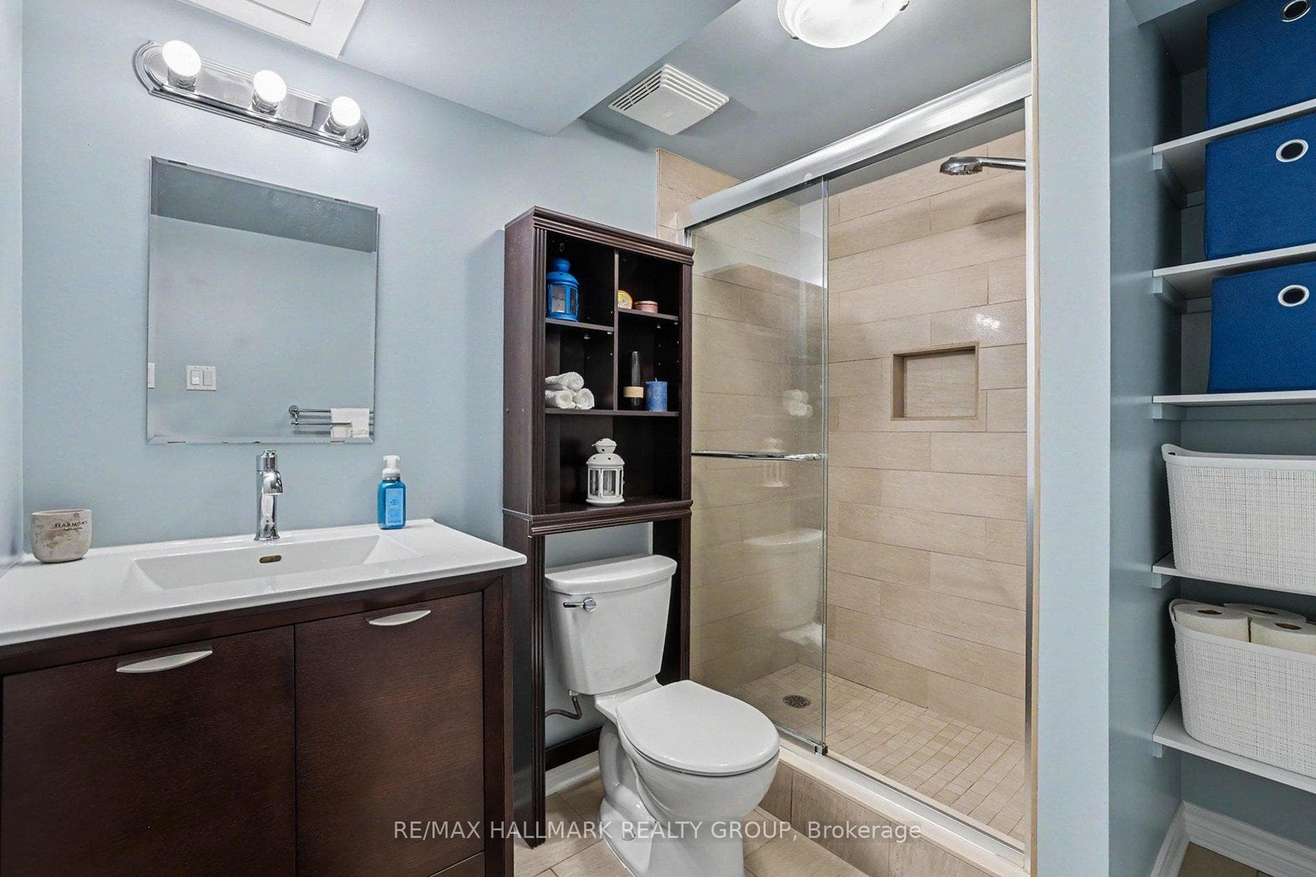 217 GOSSAMER Street photo 28
