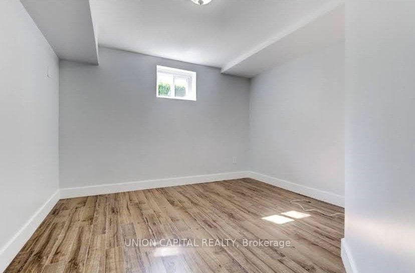 53 Gardentree Street Unit Bsmt photo 11