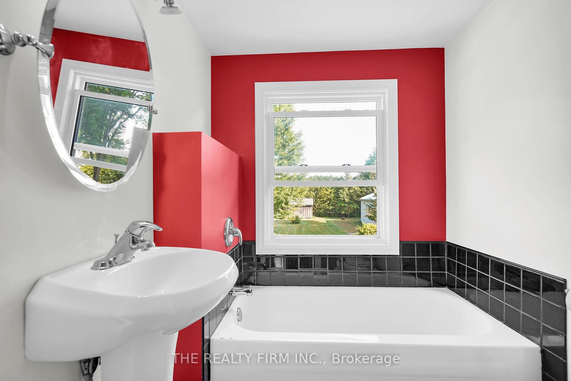 72 Commissioner Street photo 23