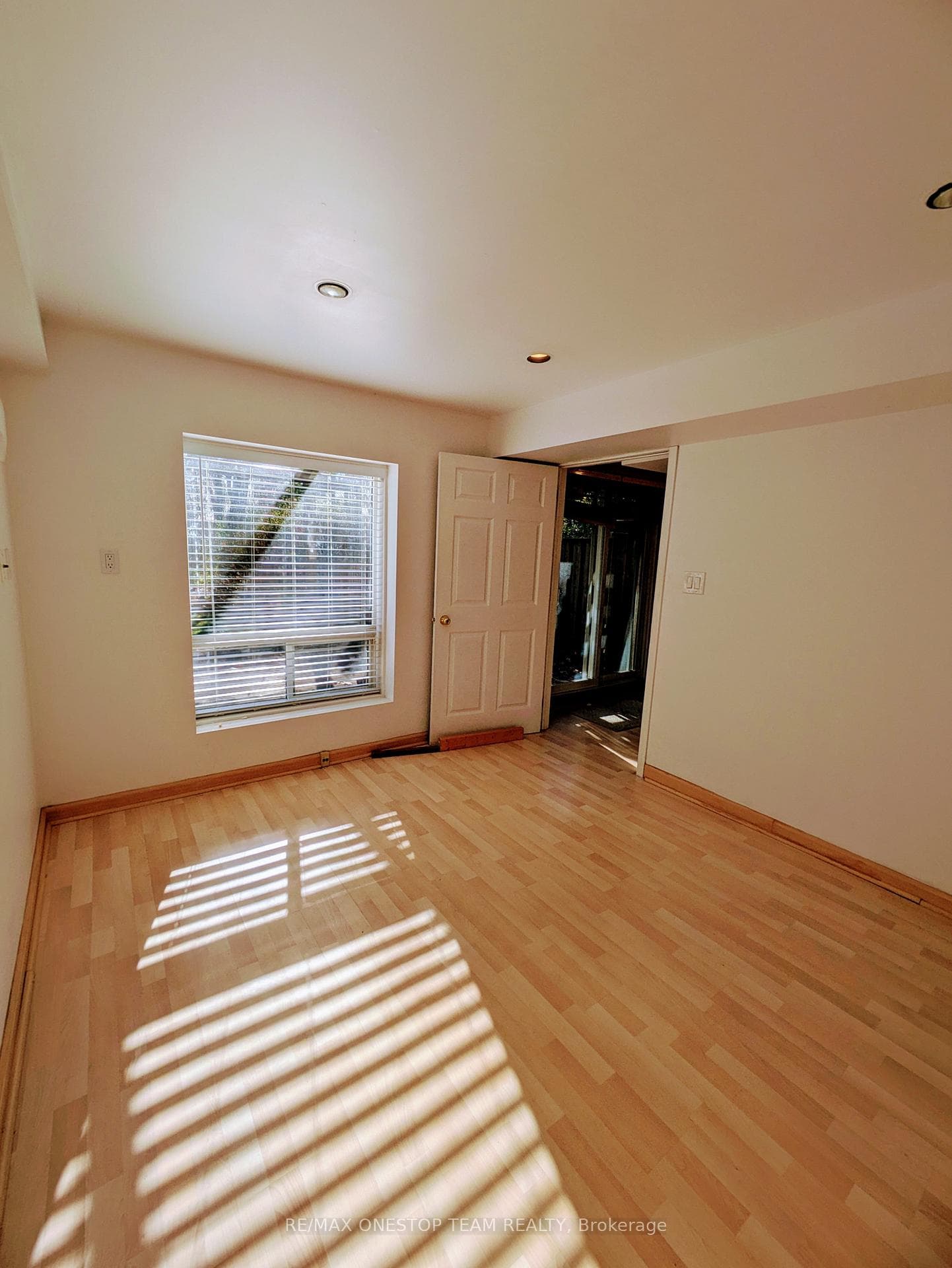 325 Ravineview Way photo 18